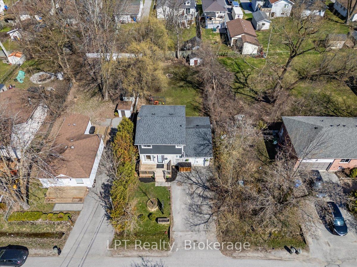 Photo 3 of 154 Beach Road, Georgina, Keswick North — HOMEH