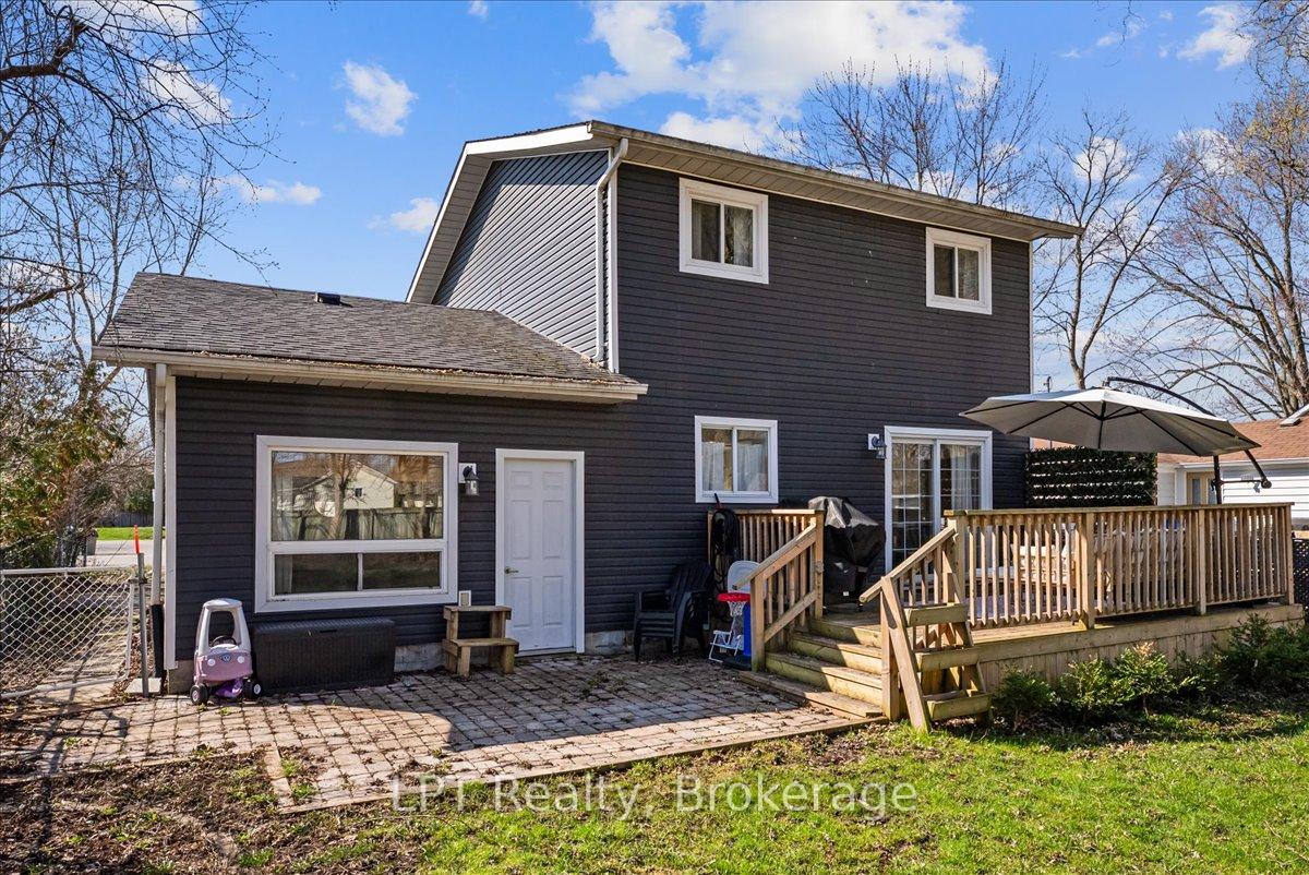 Photo 45 of 154 Beach Road, Georgina, Keswick North — HOMEH