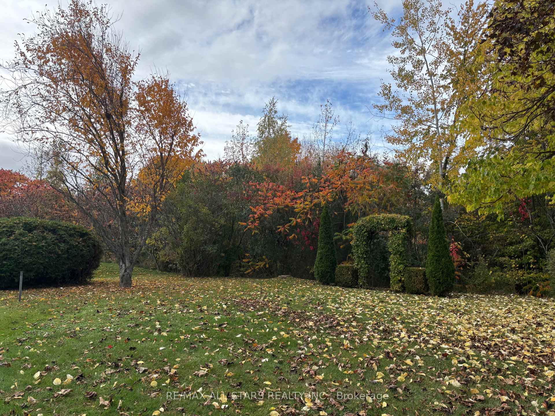 Photo 37 of 30 Damsel Circle, Georgina, Sutton & Jackson's Point — HOMEH