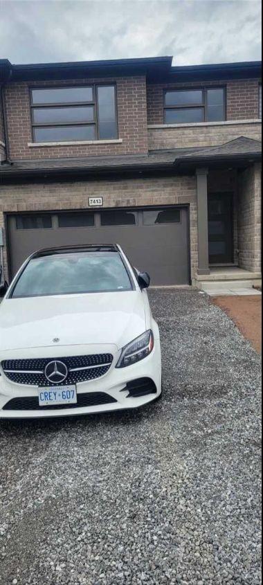 Photo 3 of 7413 Matteo Drive, Niagara Falls, Brown — HOMEH
