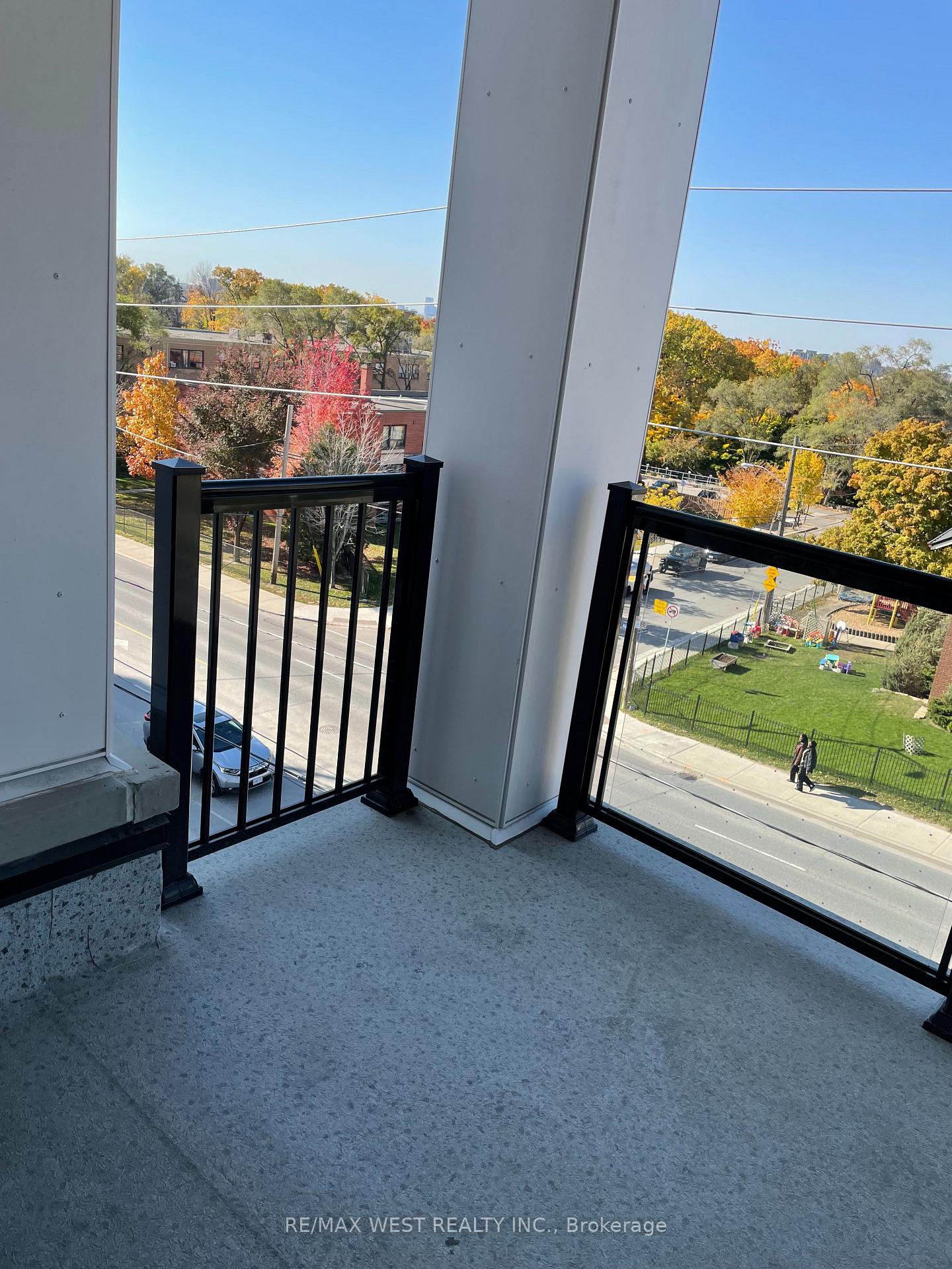 Photo 19 of Unit 405, 160 Canon Jackson Drive, North York, Beechborough-Greenbrook — HOMEH