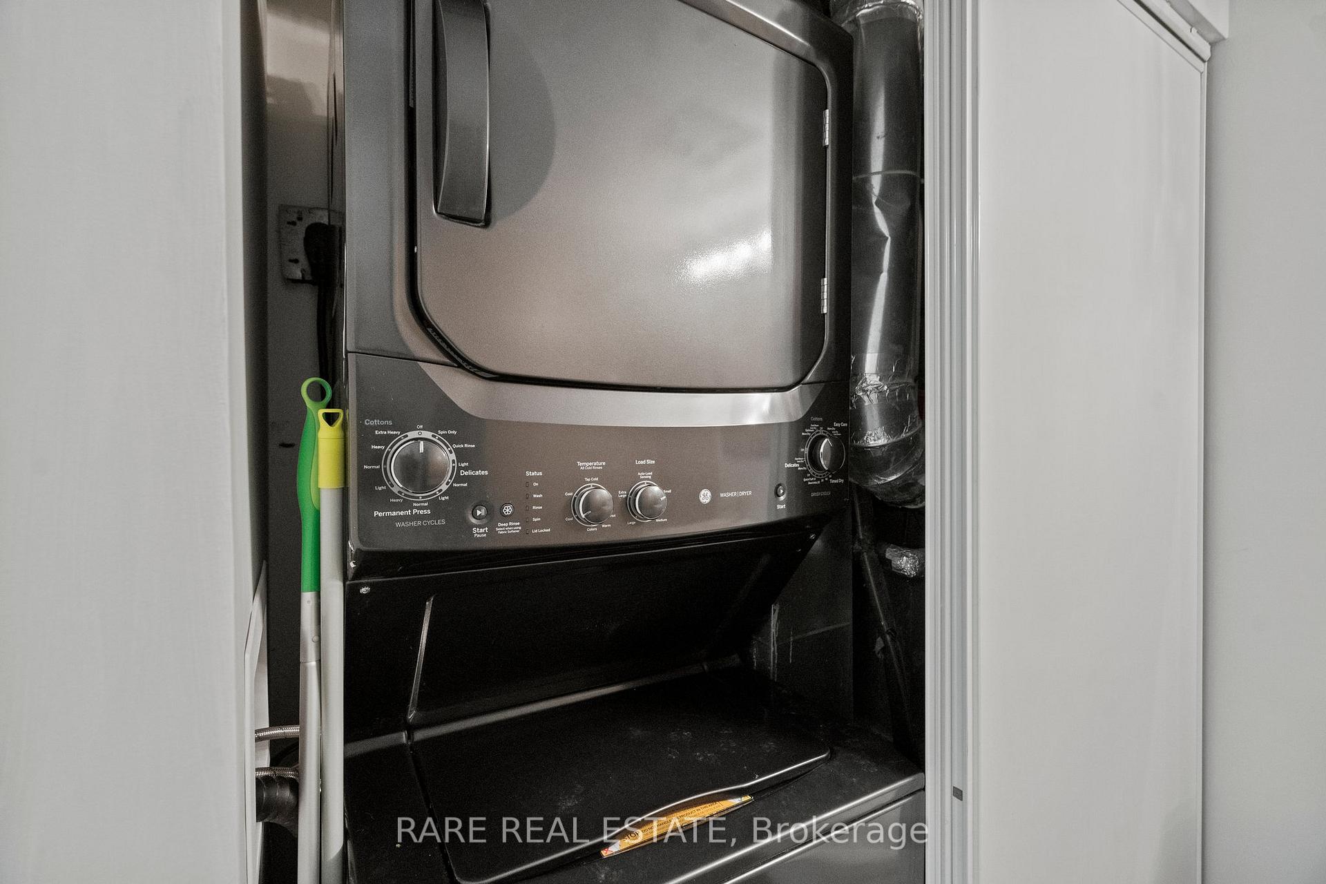 Photo 11 of Unit 1222, 21 Pirandello Street, Toronto, Niagara — HOMEH