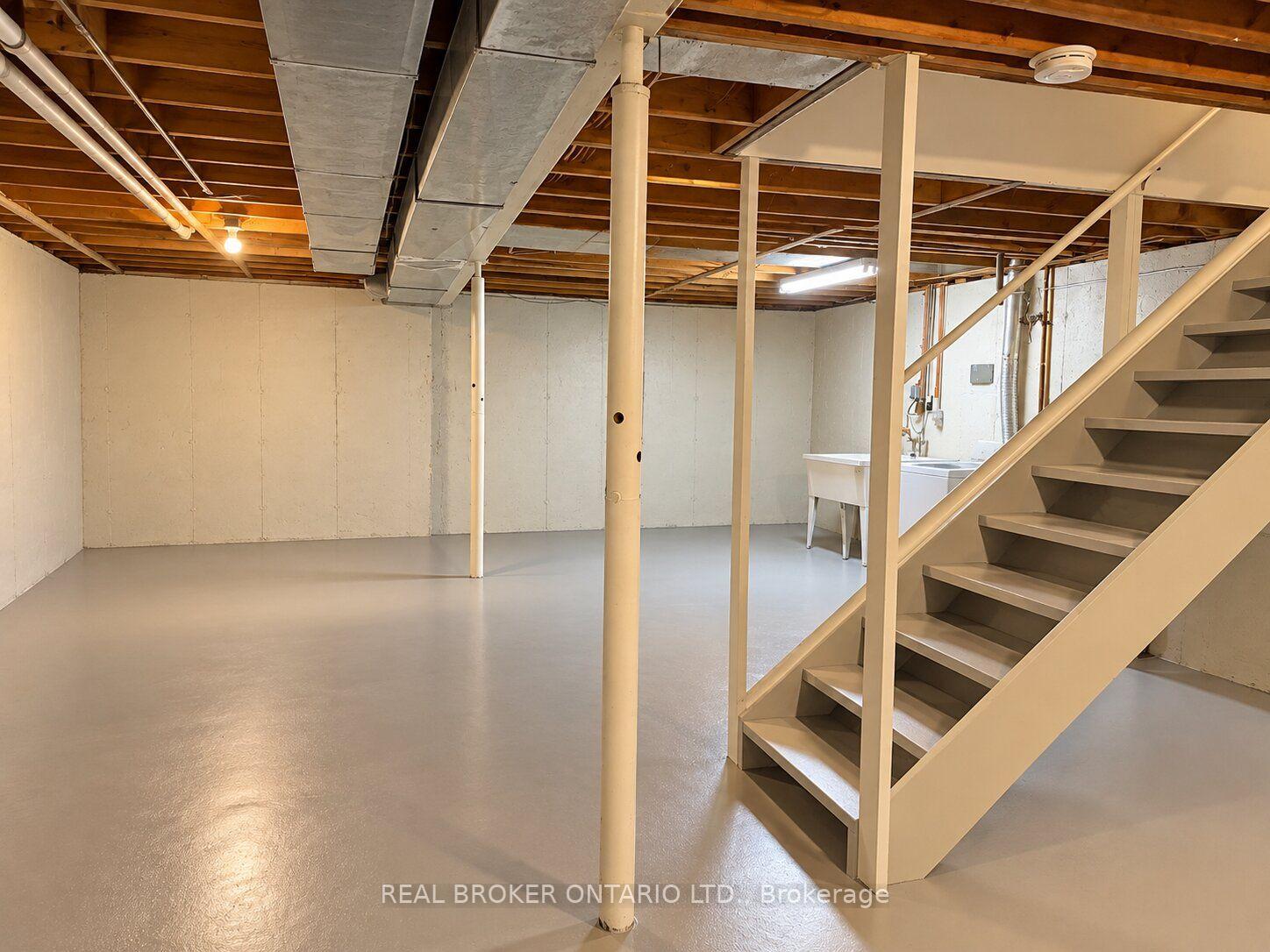 Photo 15 of 4999 Tufford Road N, Lincoln, Lincoln Lake — HOMEH