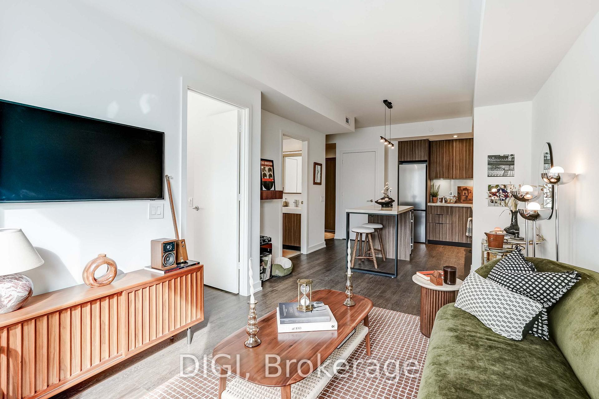 Photo of Unit Q702, 120 Ontario Street