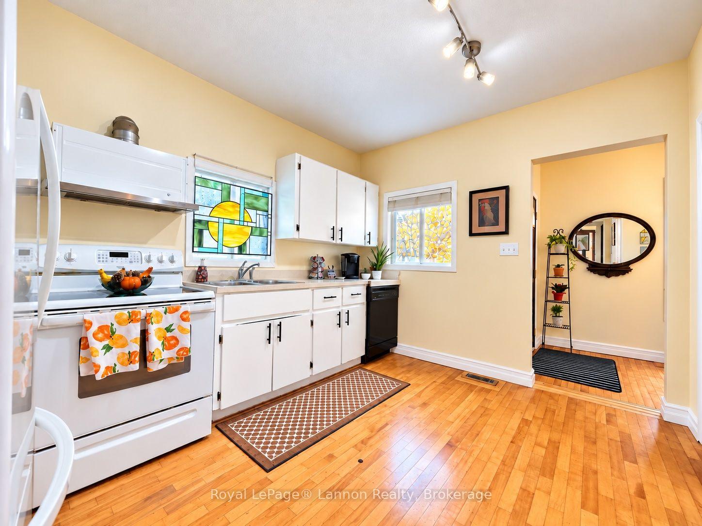 Photo 19 of 1707 Crawford Avenue, Thunder Bay, Westfort — HOMEH
