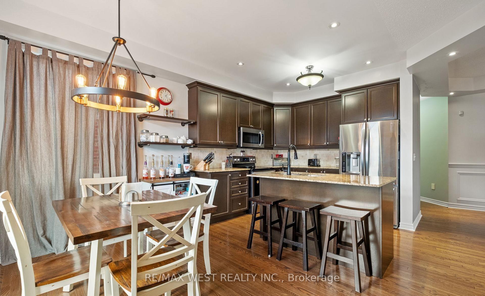 Photo 11 of 31 Buxton Lane, Clarington, Bowmanville — HOMEH