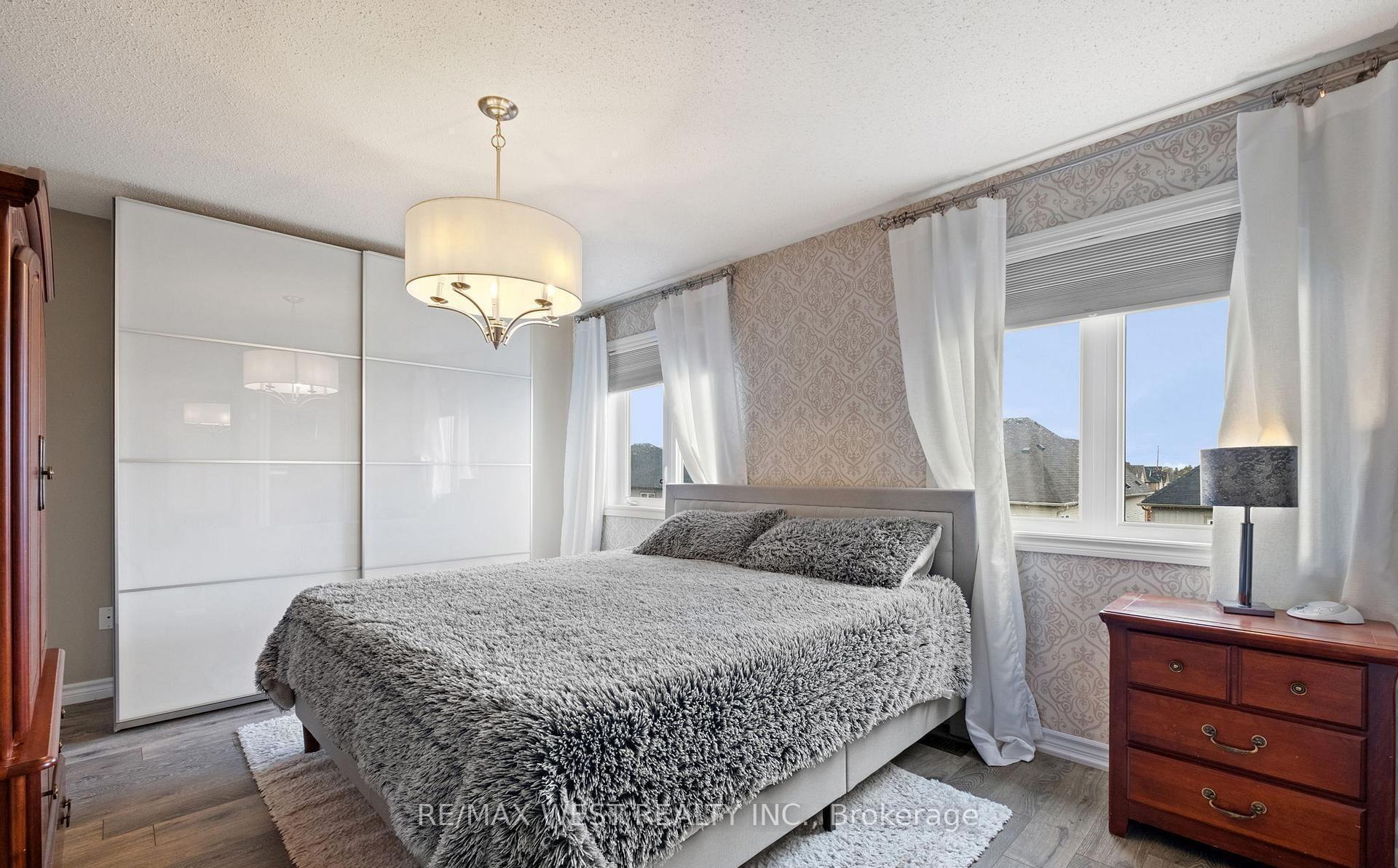 Photo 20 of 31 Buxton Lane, Clarington, Bowmanville — HOMEH