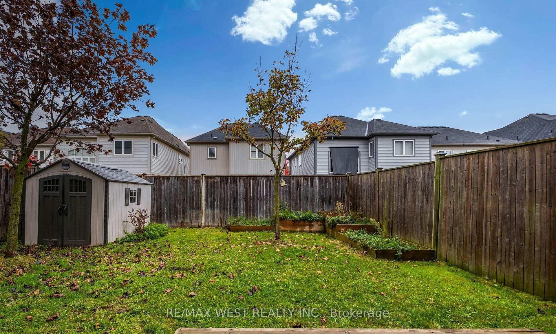Photo 47 of 31 Buxton Lane, Clarington, Bowmanville — HOMEH