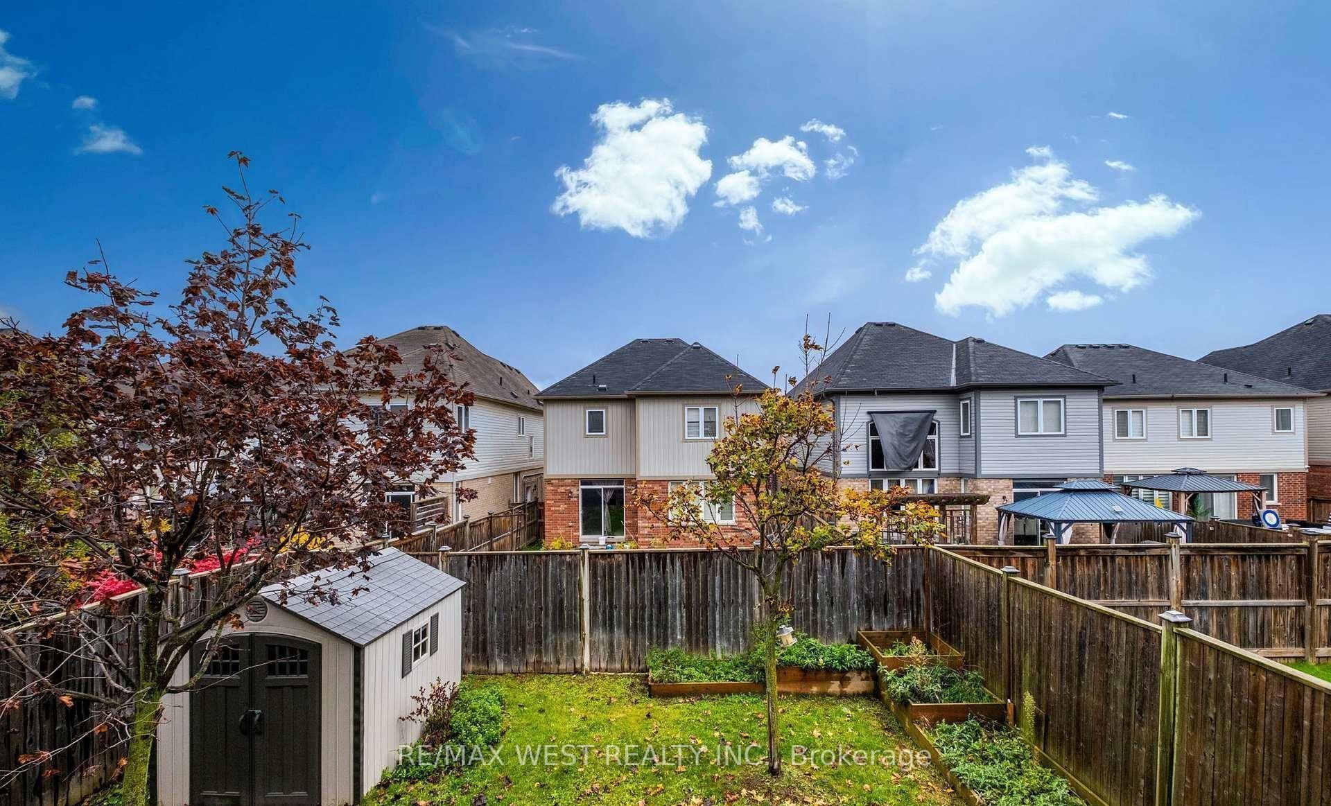 Photo 49 of 31 Buxton Lane, Clarington, Bowmanville — HOMEH