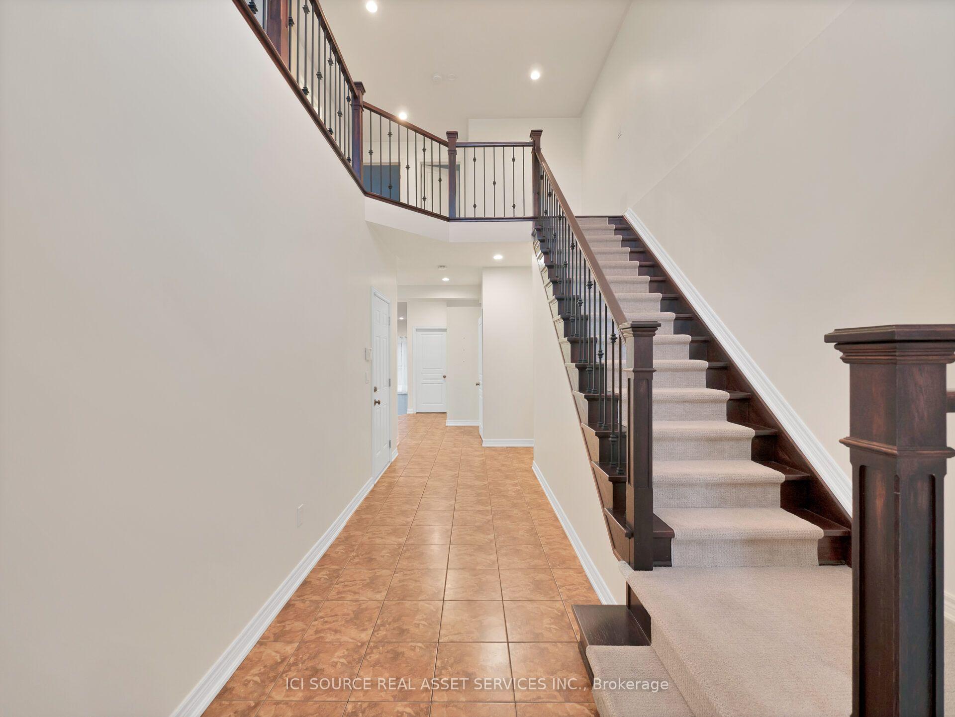 Photo 3 of 58 Tanner Drive, Pelham, Fonthill — HOMEH