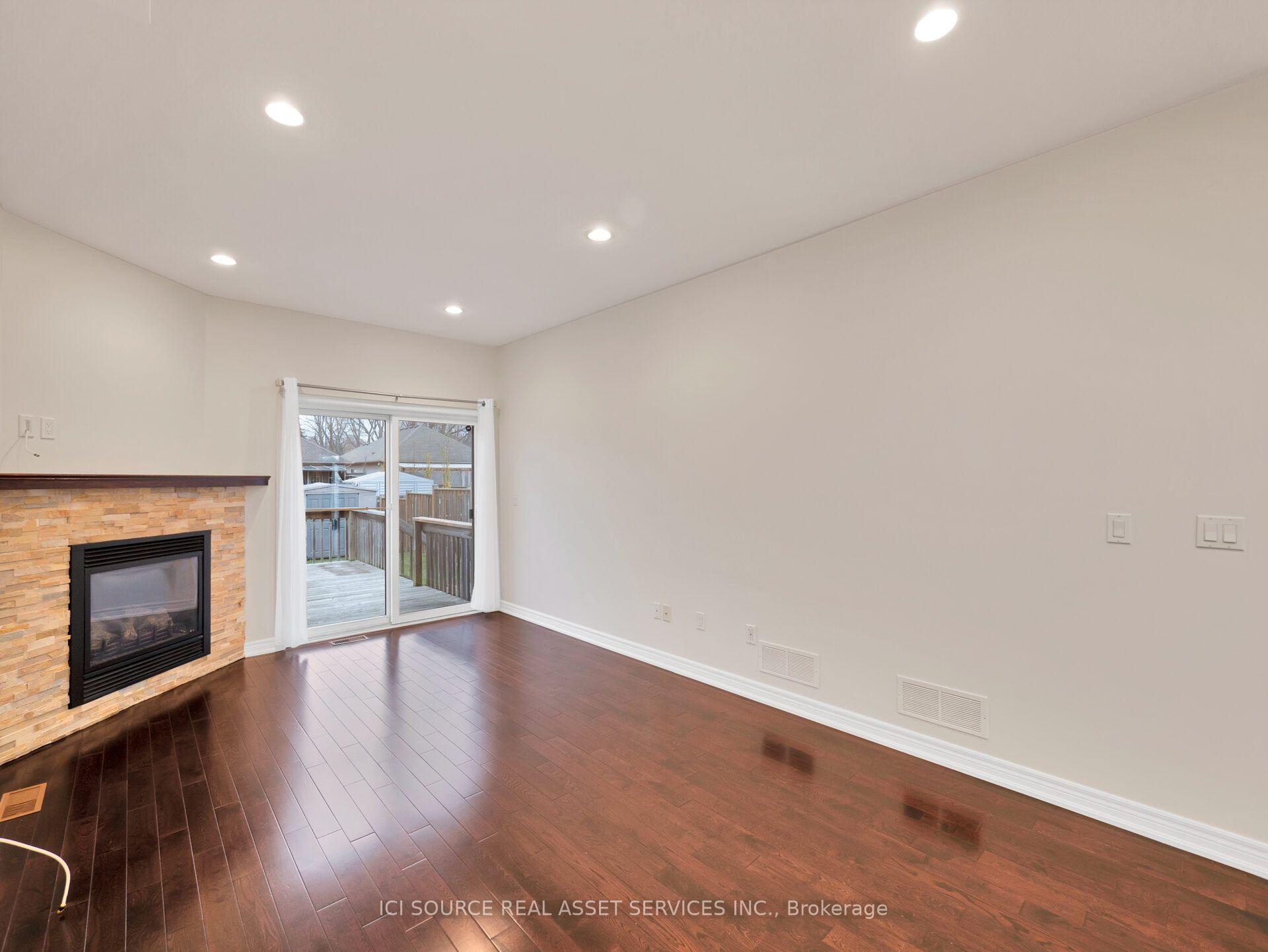 Photo 9 of 58 Tanner Drive, Pelham, Fonthill — HOMEH