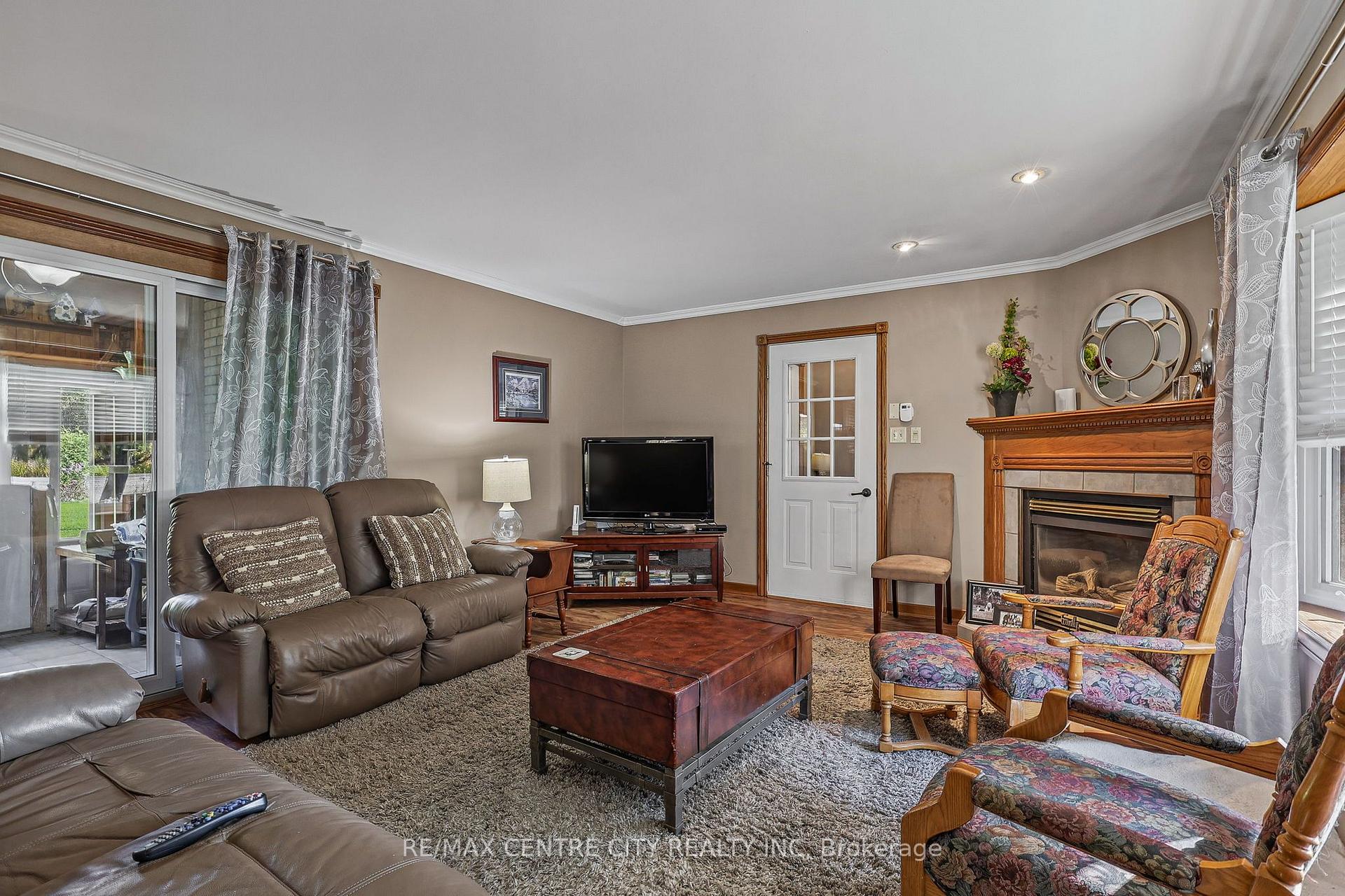 Photo 13 of 9200 Springwater Road, Malahide, Orwell — HOMEH