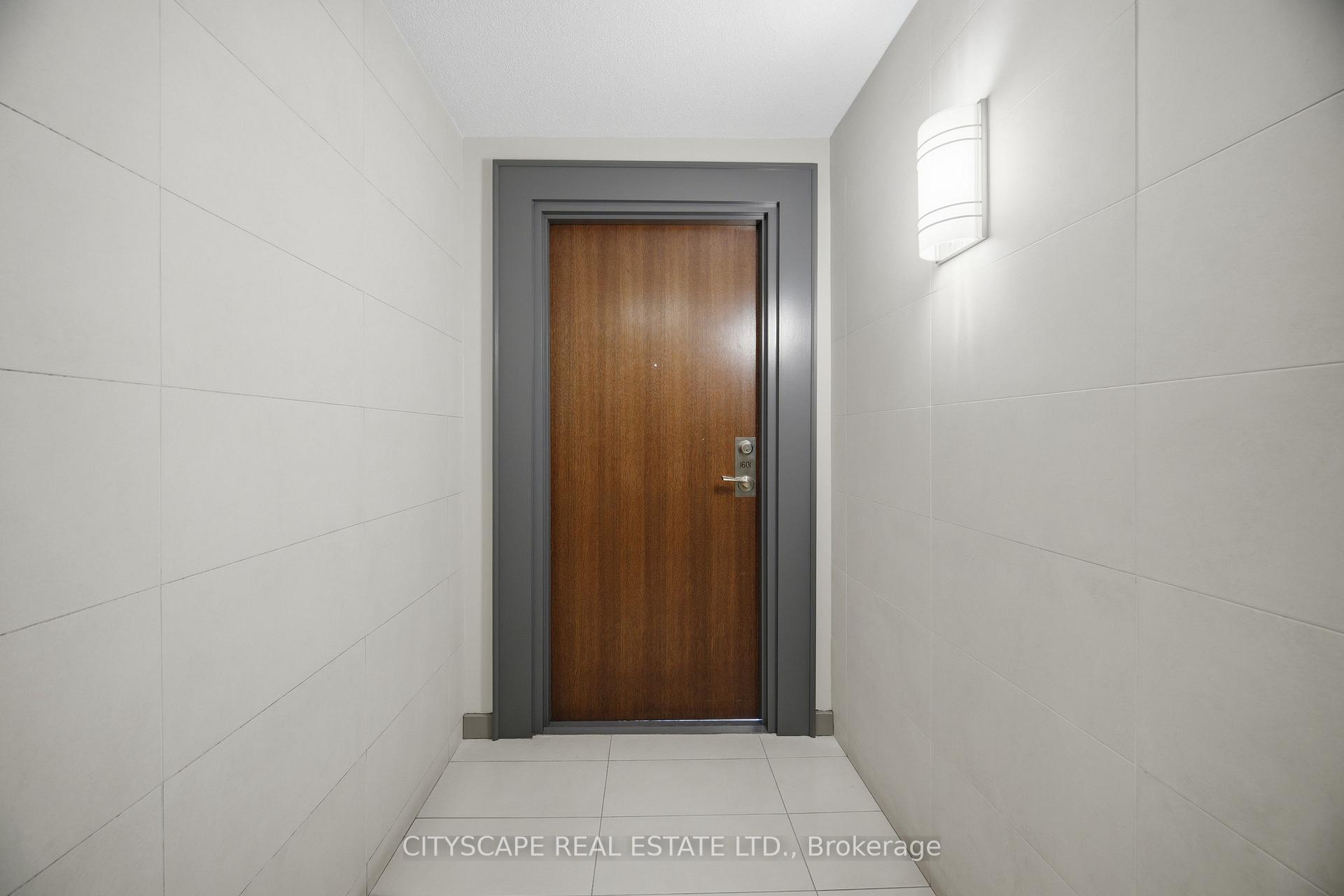Photo 4 of Unit 1605, 215 Queen Street E, Brampton, Queen Street Corridor — HOMEH