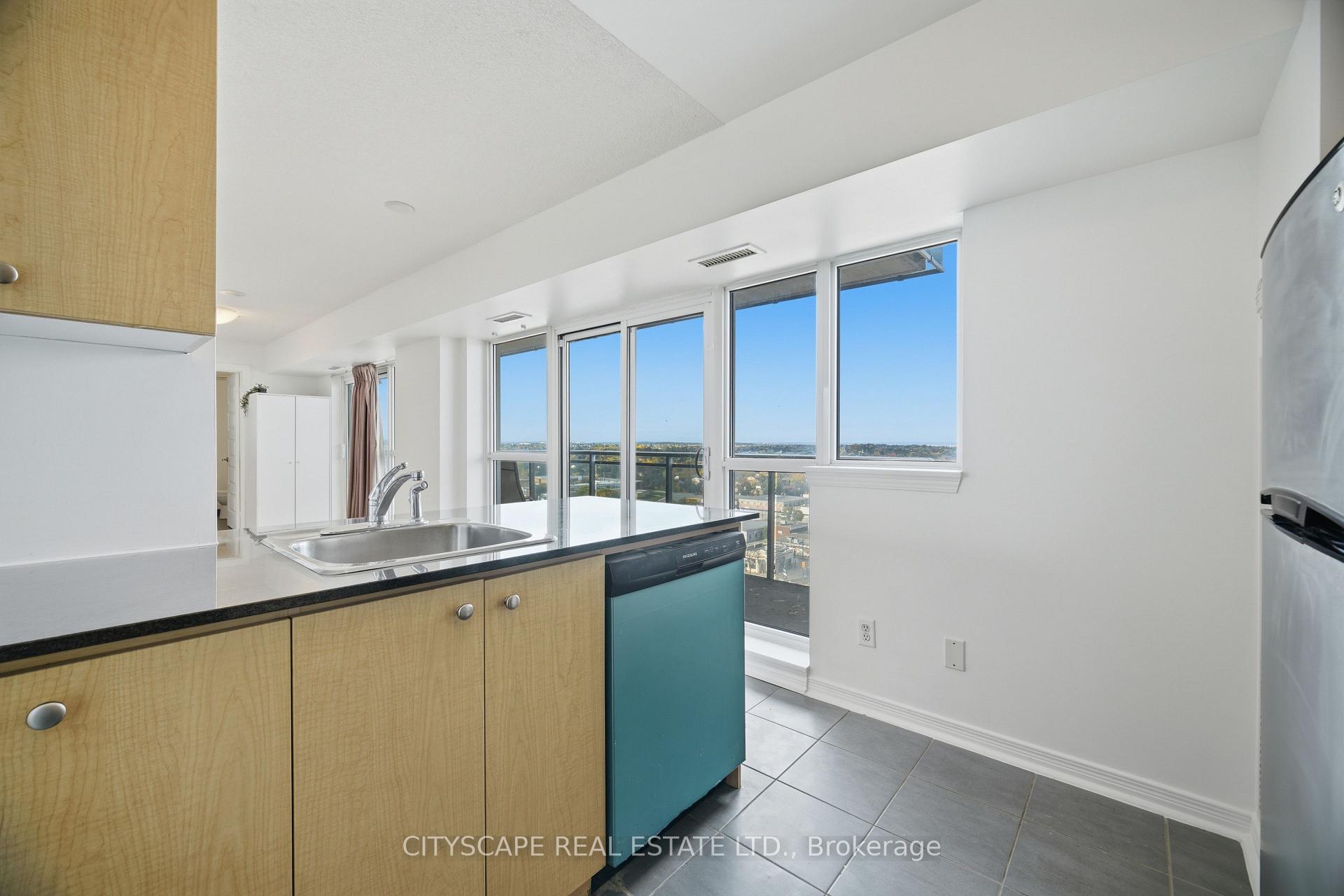 Photo 14 of Unit 1605, 215 Queen Street E, Brampton, Queen Street Corridor — HOMEH
