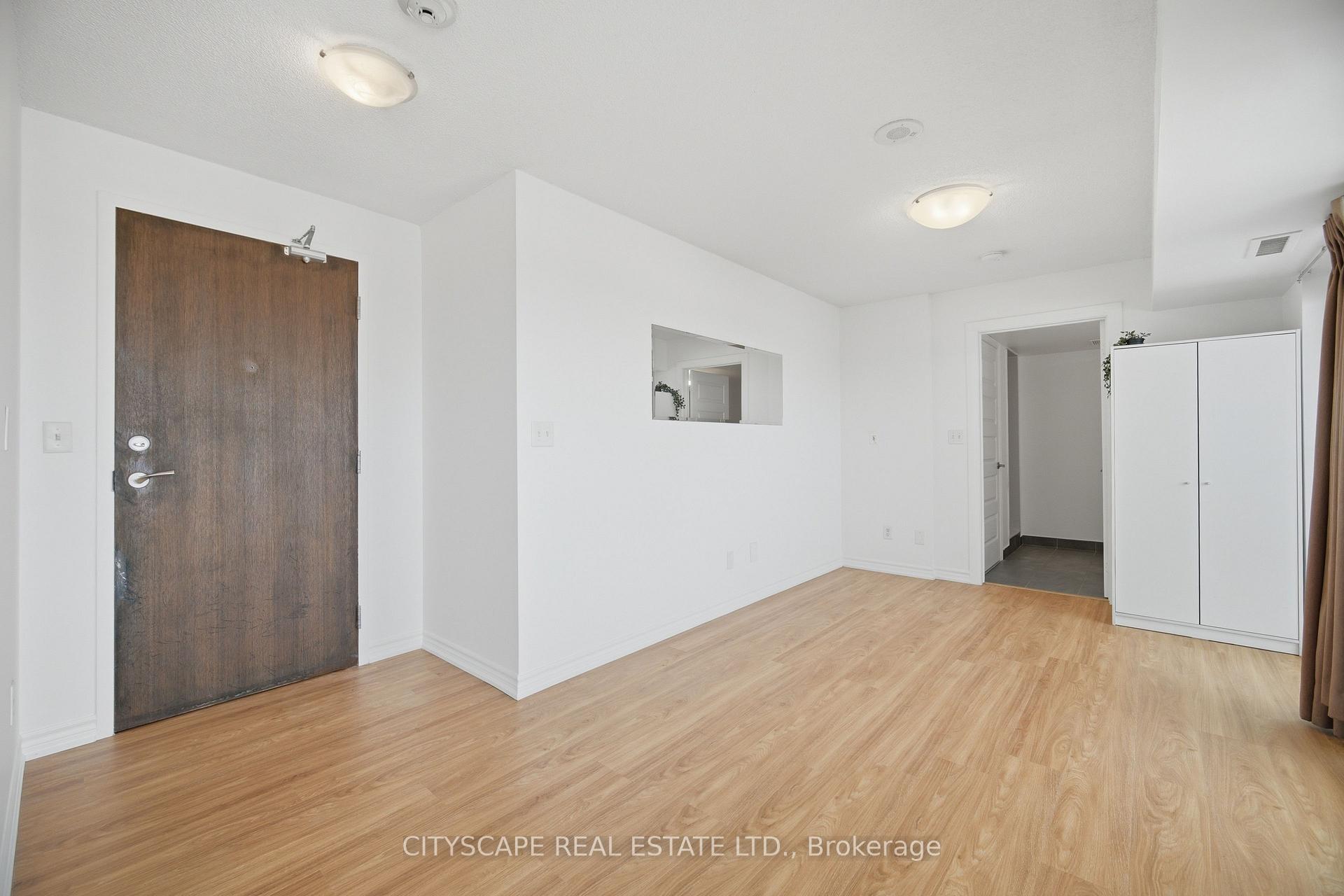 Photo 15 of Unit 1605, 215 Queen Street E, Brampton, Queen Street Corridor — HOMEH