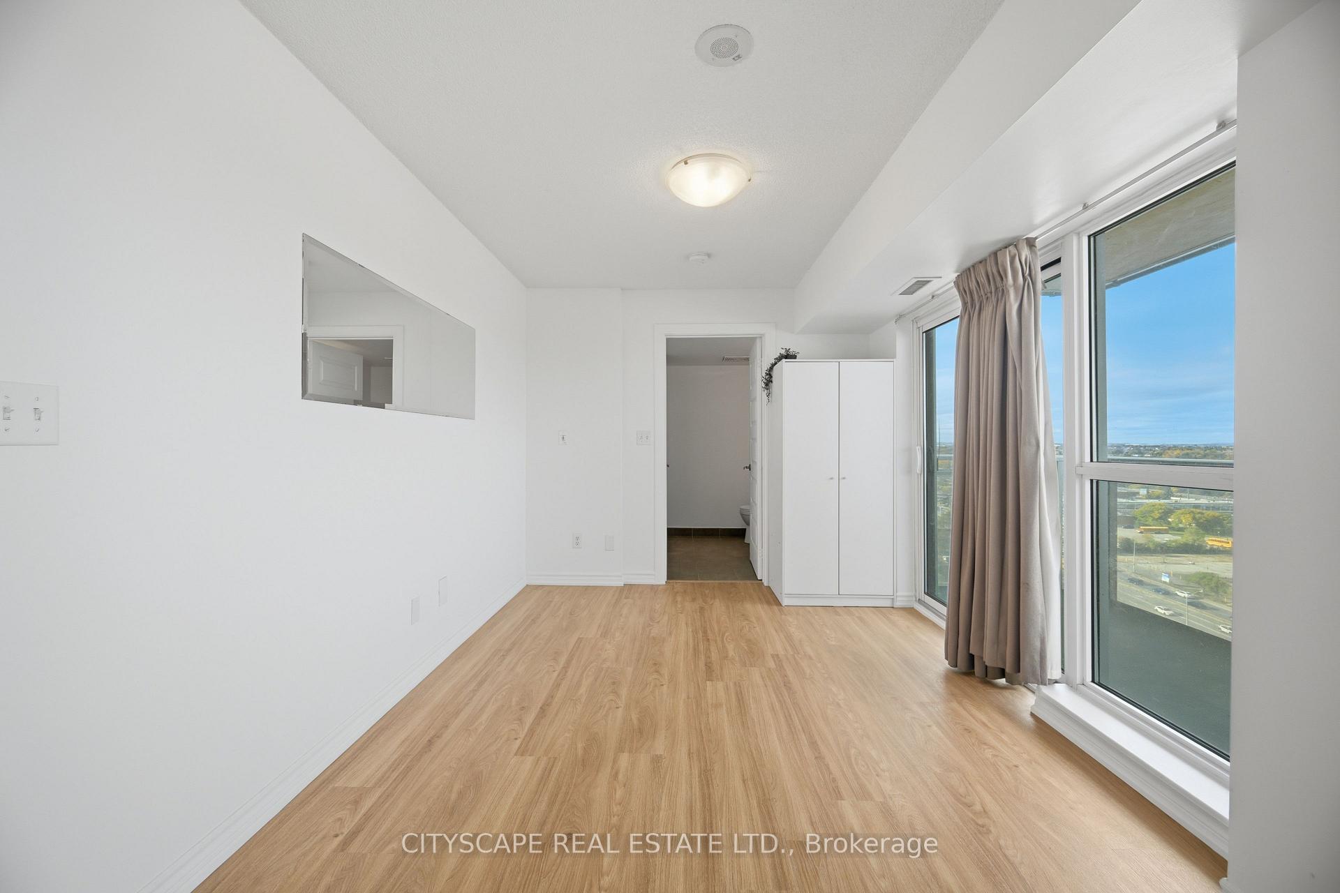 Photo 16 of Unit 1605, 215 Queen Street E, Brampton, Queen Street Corridor — HOMEH