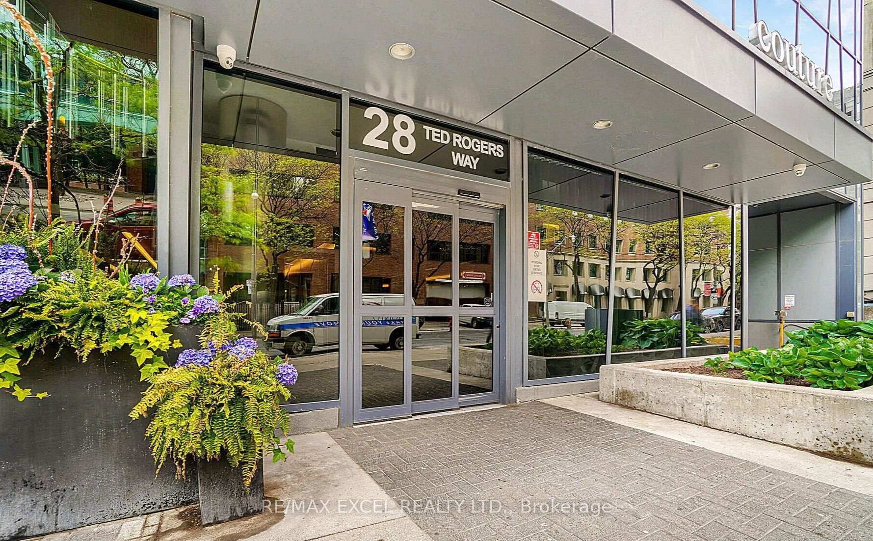 Photo 21 of Unit 4201, 28 Ted Rogers Way, Toronto, Church-Yonge Corridor — HOMEH