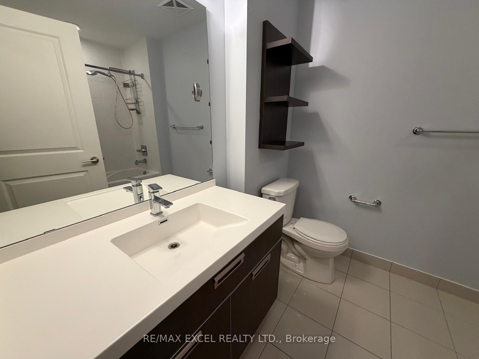 Photo 18 of Unit 4201, 28 Ted Rogers Way, Toronto, Church-Yonge Corridor — HOMEH