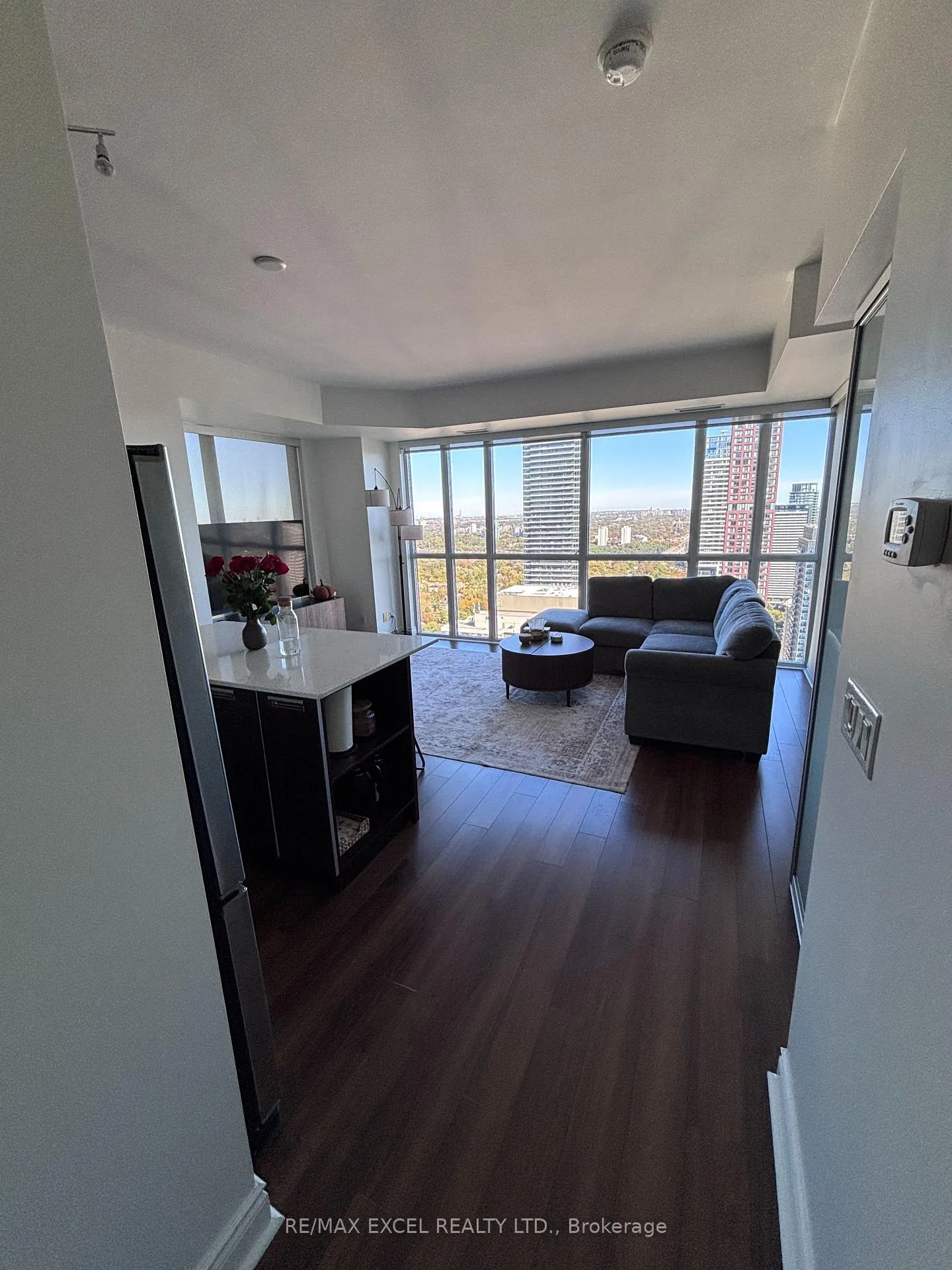 Photo 5 of Unit 4201, 28 Ted Rogers Way, Toronto, Church-Yonge Corridor — HOMEH
