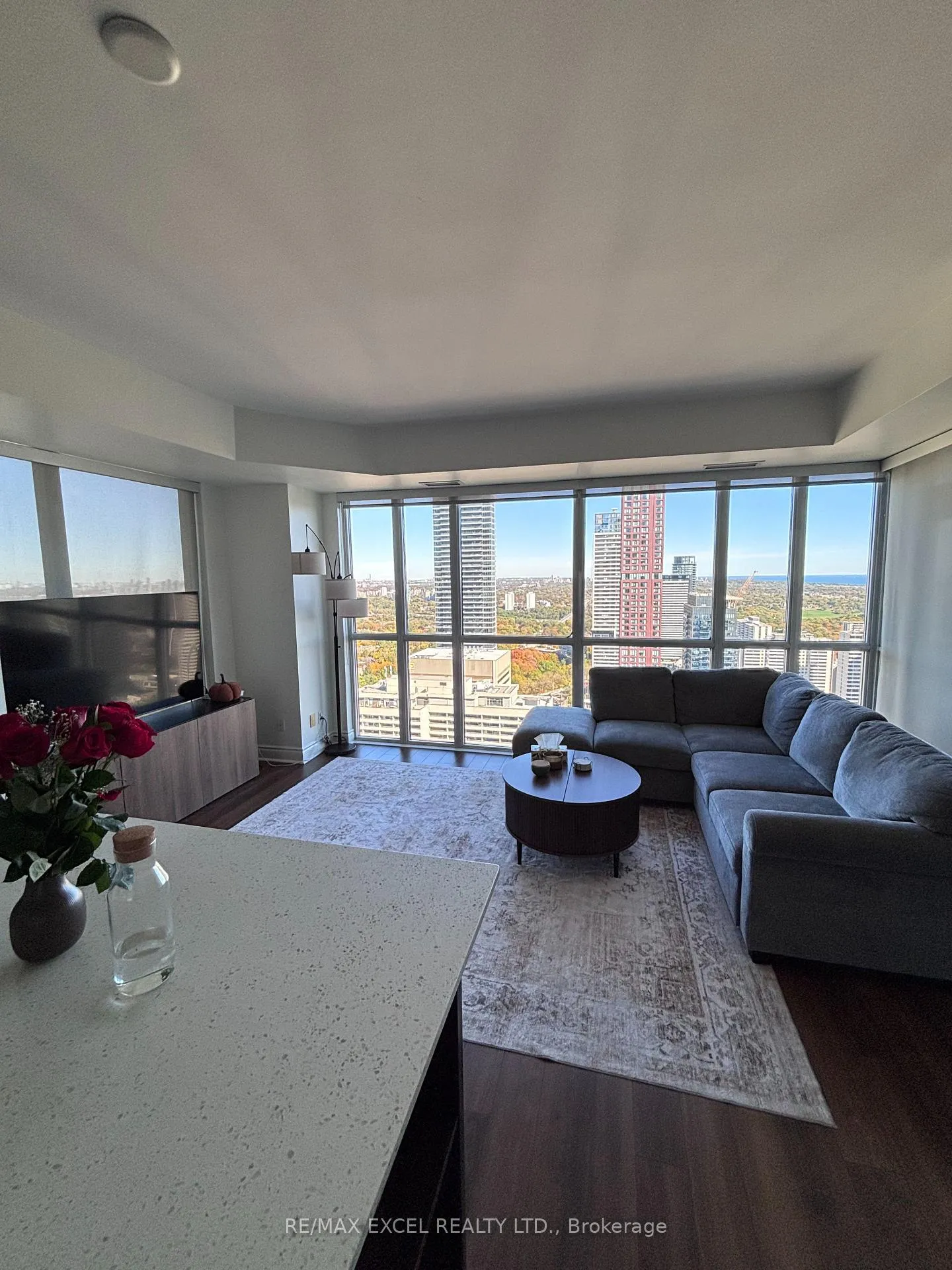 Photo 11 of Unit 4201, 28 Ted Rogers Way, Toronto, Church-Yonge Corridor — HOMEH