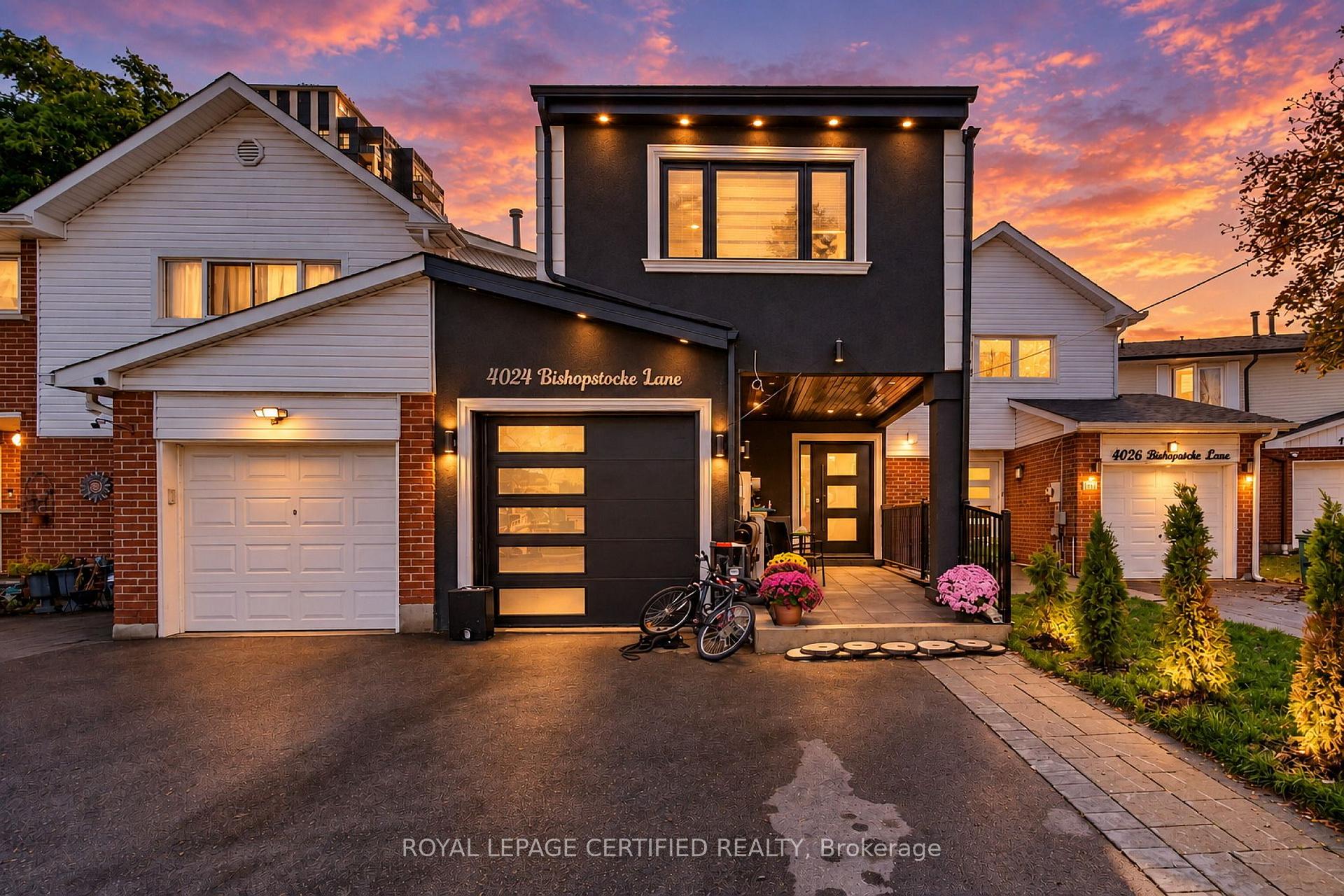 Photo 2 of 4024 Bishopstoke Lane, Mississauga, Rathwood — HOMEH