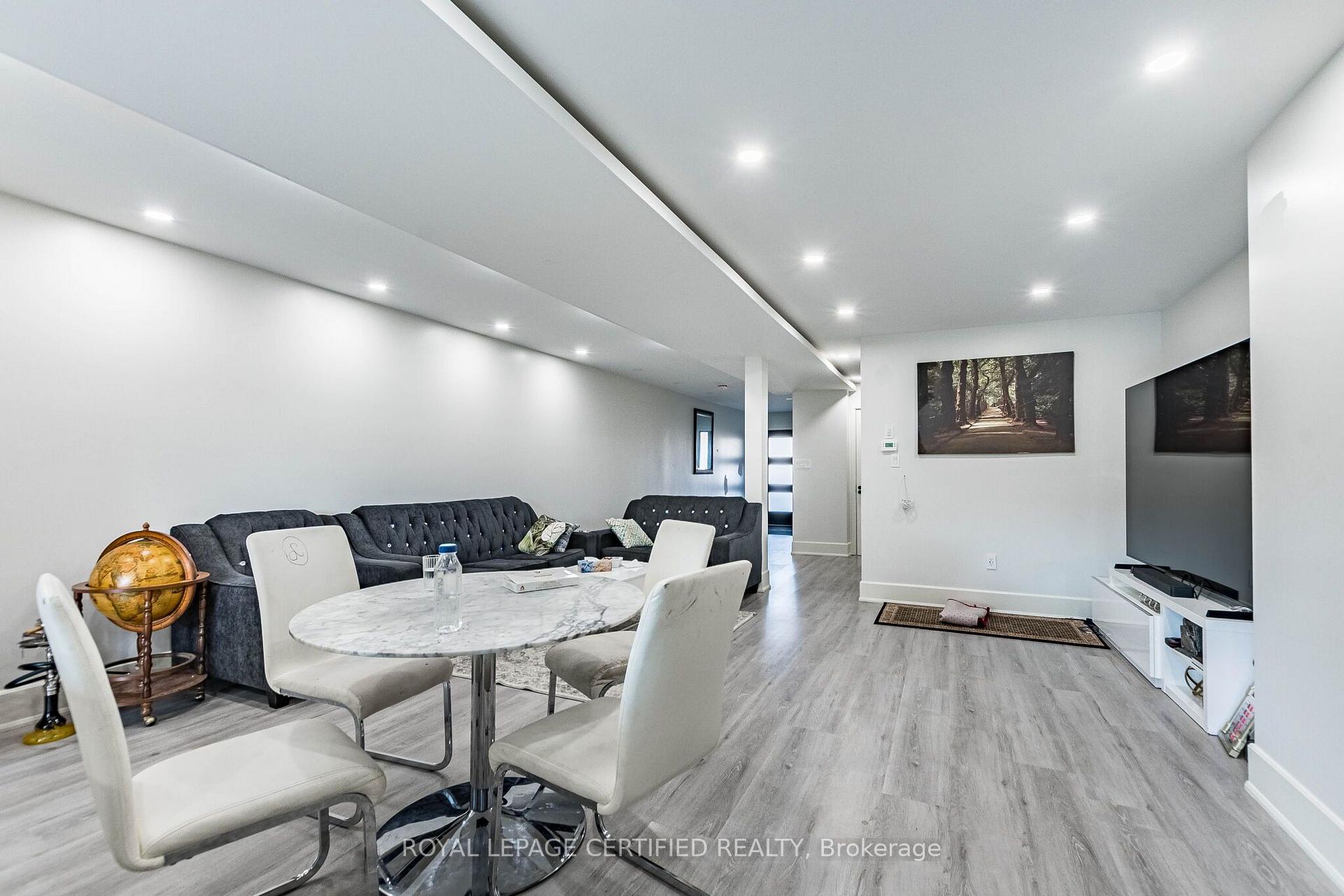 Photo 21 of 4024 Bishopstoke Lane, Mississauga, Rathwood — HOMEH