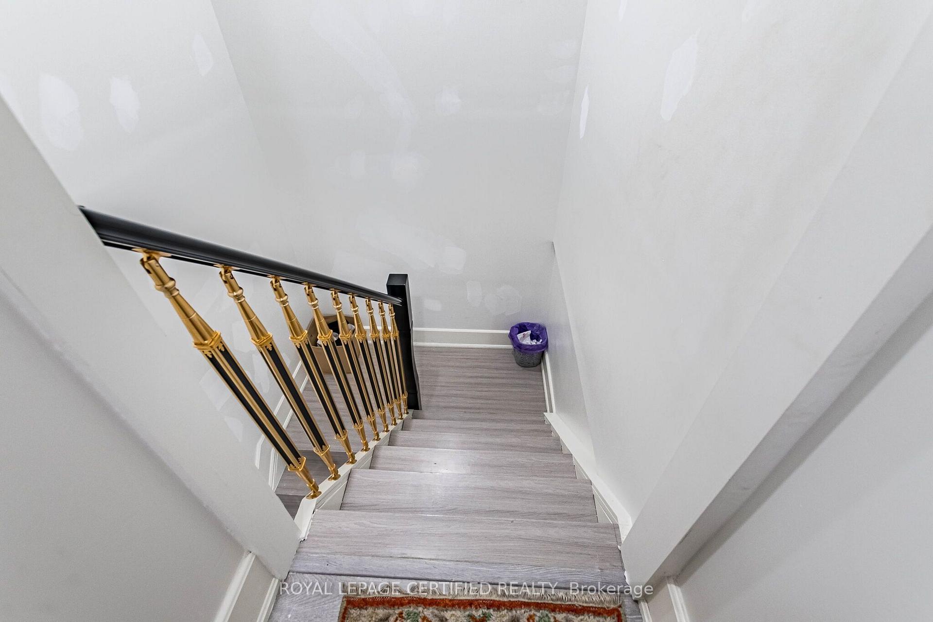 Photo 28 of 4024 Bishopstoke Lane, Mississauga, Rathwood — HOMEH