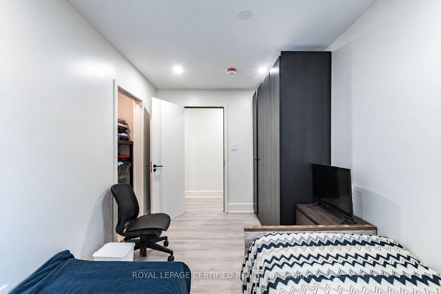 Photo 38 of 4024 Bishopstoke Lane, Mississauga, Rathwood — HOMEH