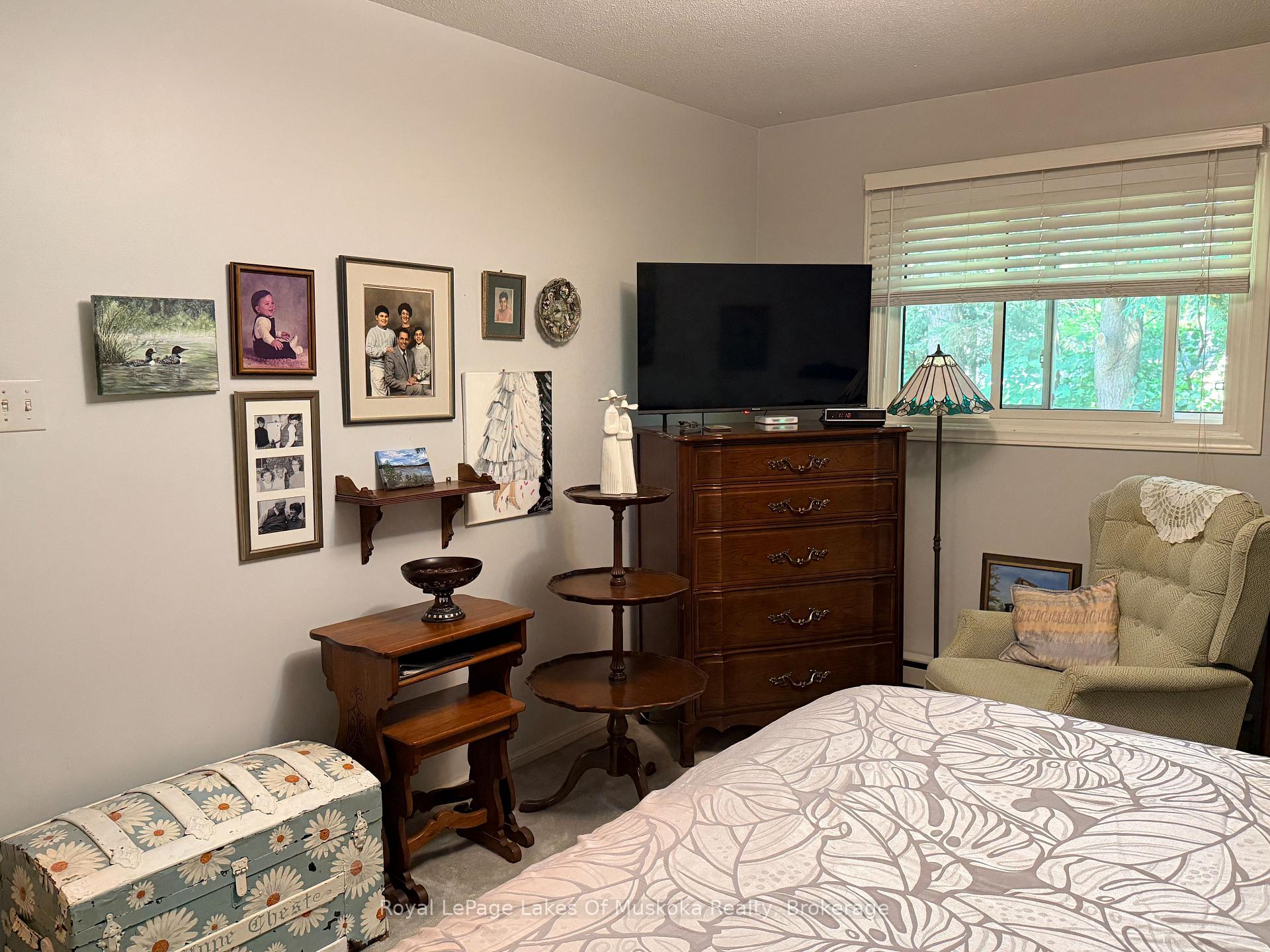 Photo 10 of 22 Westvale Drive, Bracebridge, Monck (Bracebridge) — HOMEH
