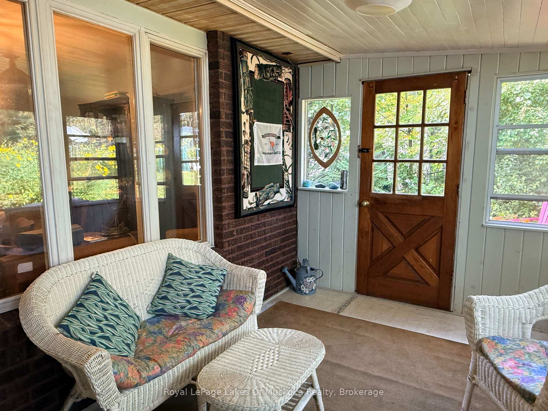 Photo 17 of 22 Westvale Drive, Bracebridge, Monck (Bracebridge) — HOMEH