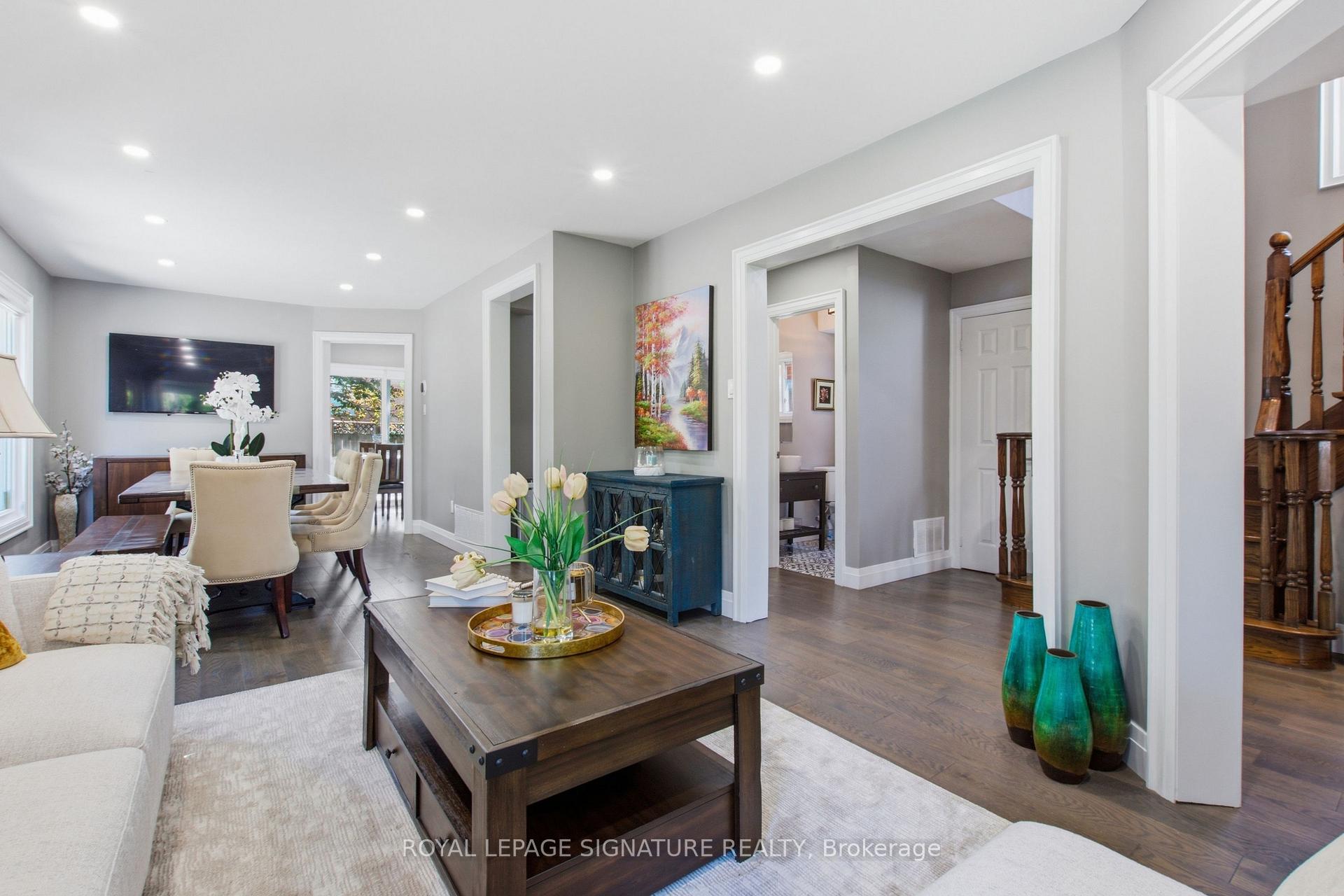 Photo 7 of 2516 Willowburne Drive, Mississauga, Central Erin Mills — HOMEH