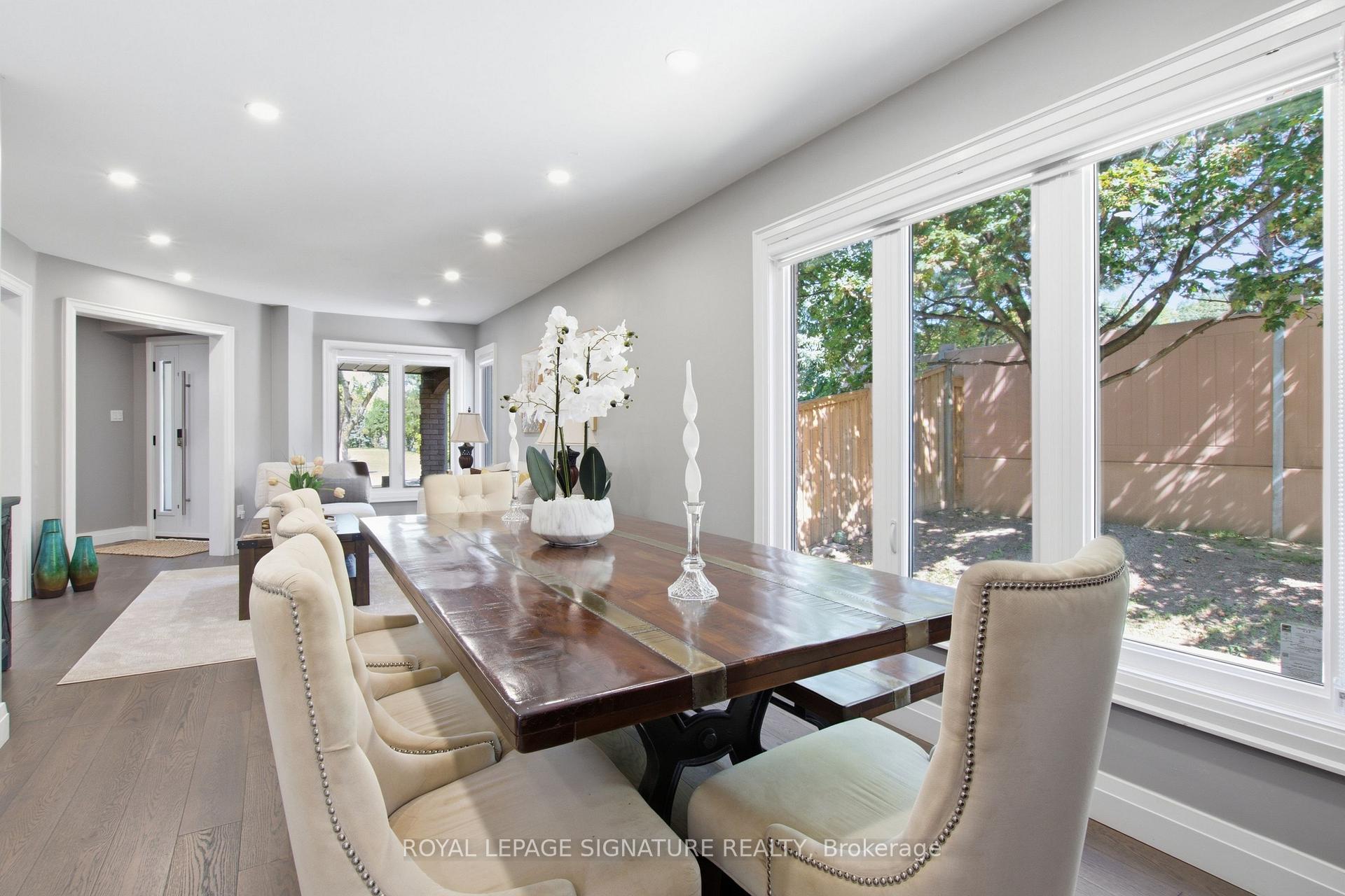 Photo 9 of 2516 Willowburne Drive, Mississauga, Central Erin Mills — HOMEH