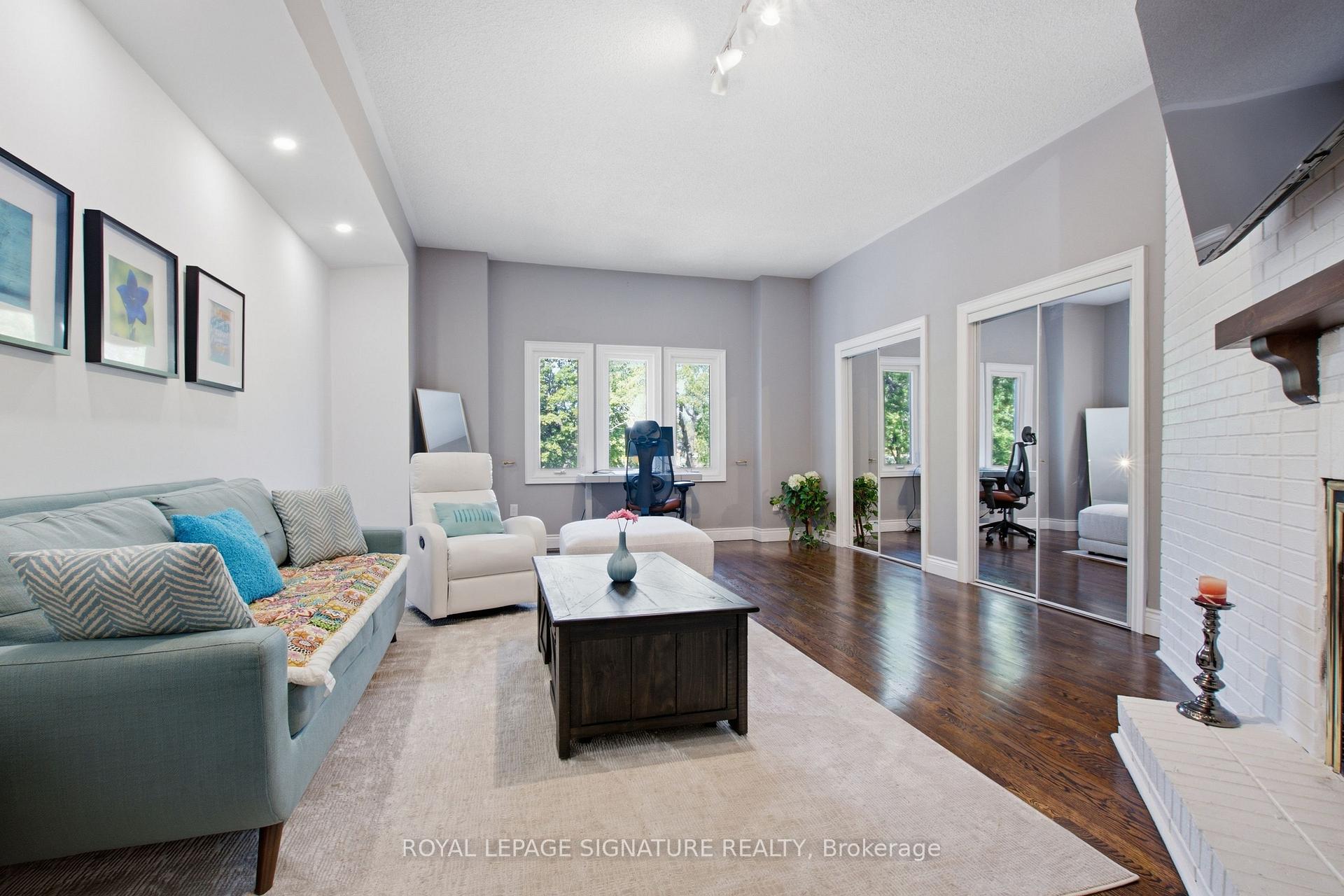 Photo 18 of 2516 Willowburne Drive, Mississauga, Central Erin Mills — HOMEH