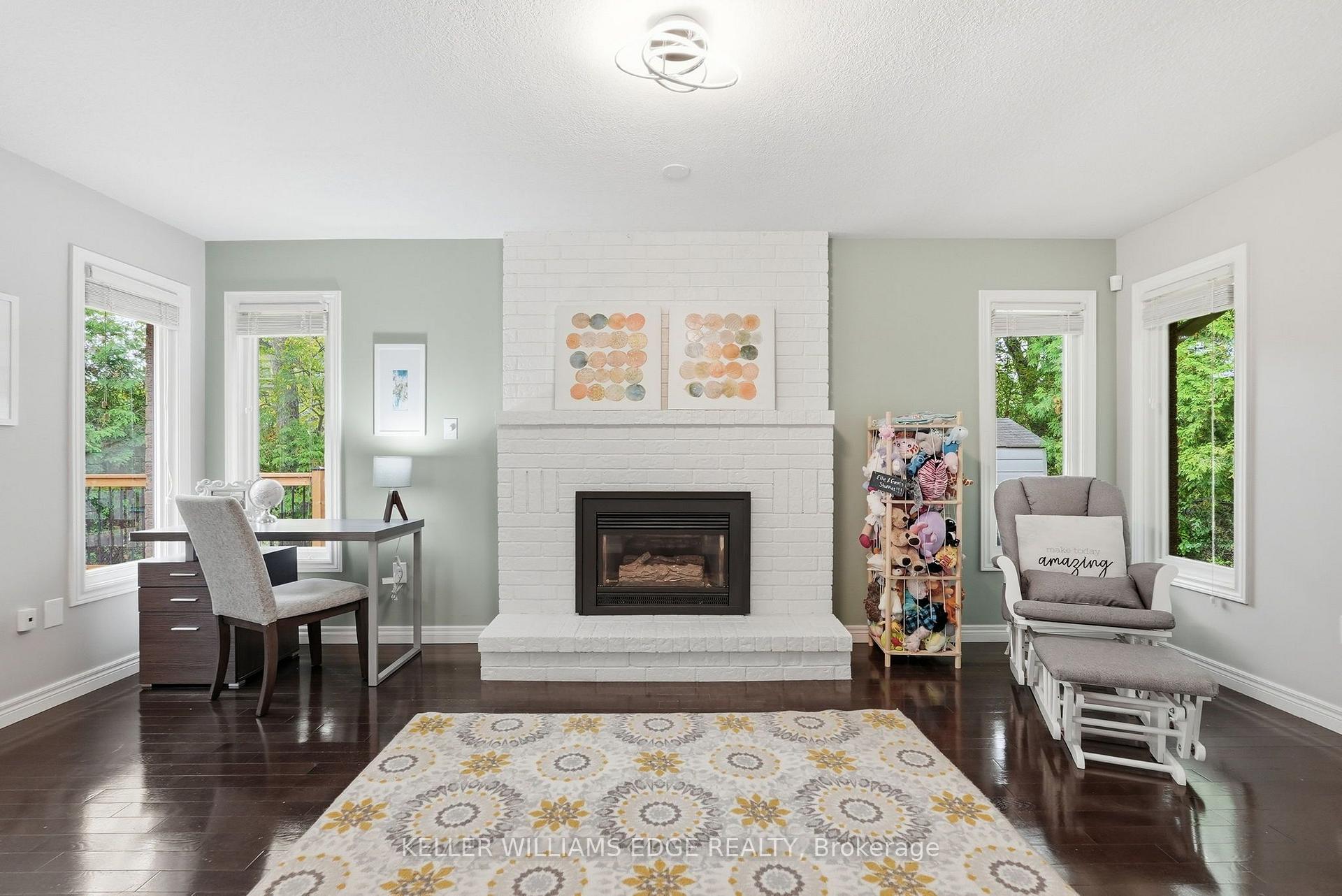 Photo 18 of 1 Fenton Drive, Hamilton, Waterdown — HOMEH