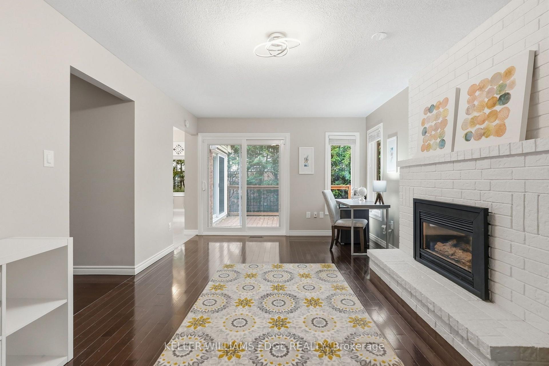 Photo 19 of 1 Fenton Drive, Hamilton, Waterdown — HOMEH