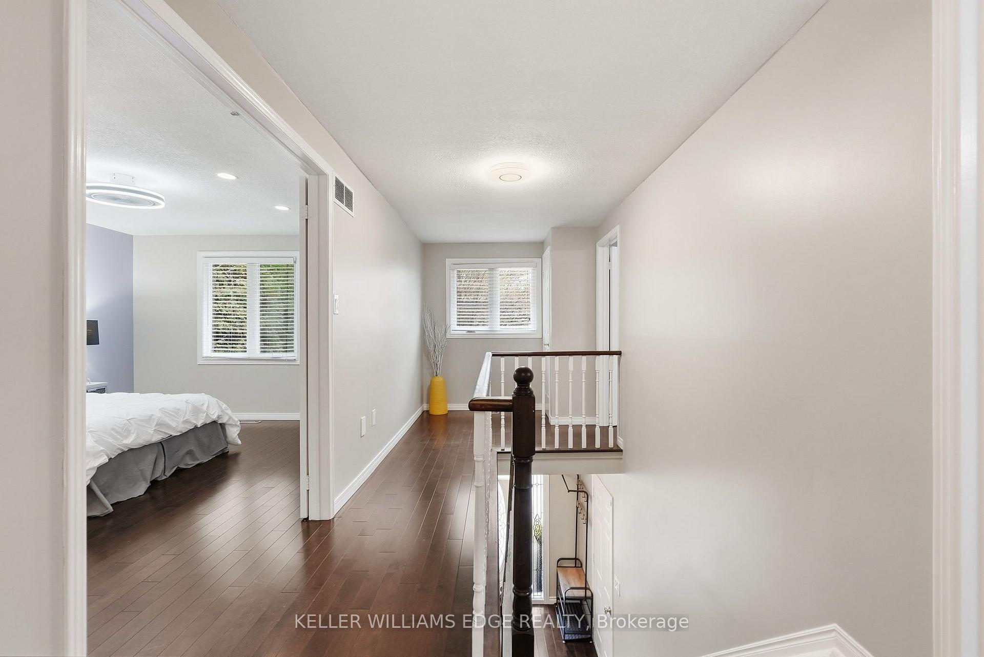 Photo 21 of 1 Fenton Drive, Hamilton, Waterdown — HOMEH