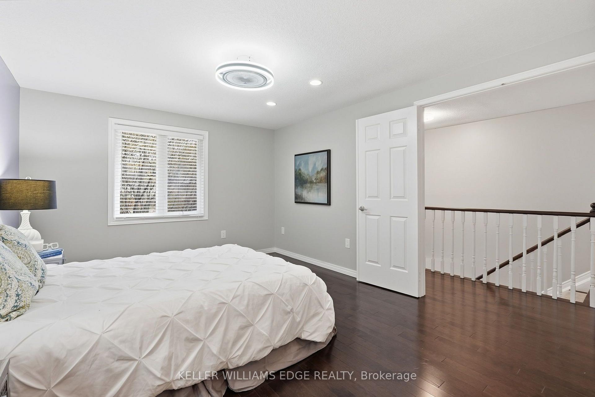 Photo 23 of 1 Fenton Drive, Hamilton, Waterdown — HOMEH