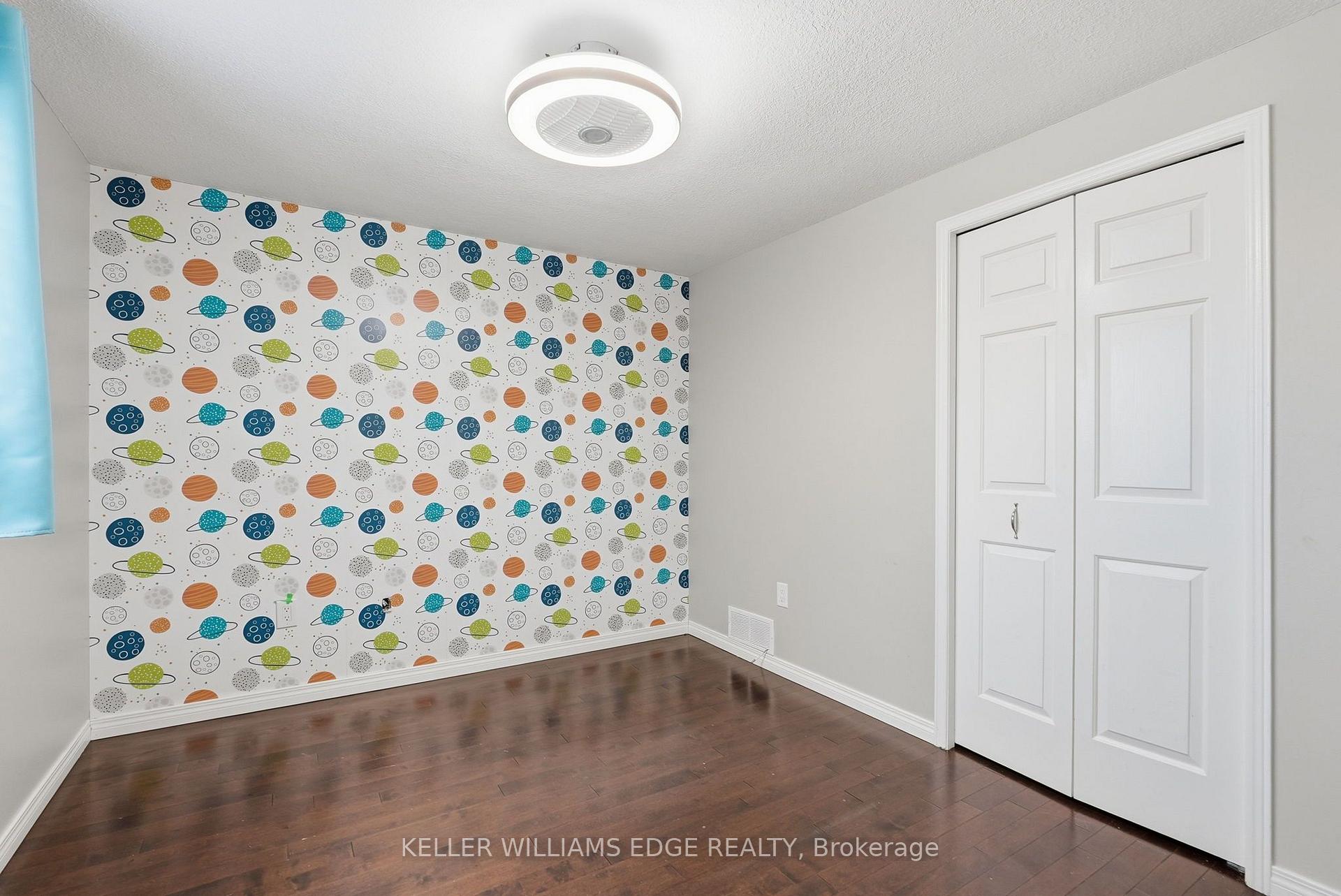 Photo 28 of 1 Fenton Drive, Hamilton, Waterdown — HOMEH