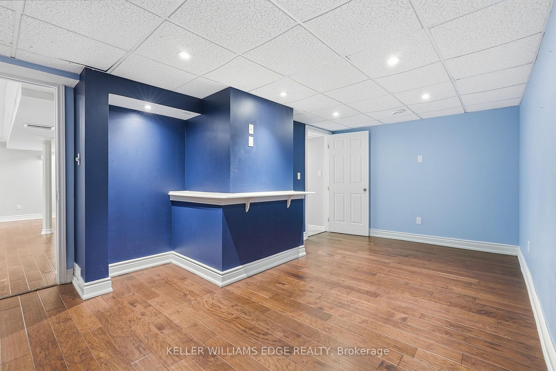 Photo 38 of 1 Fenton Drive, Hamilton, Waterdown — HOMEH