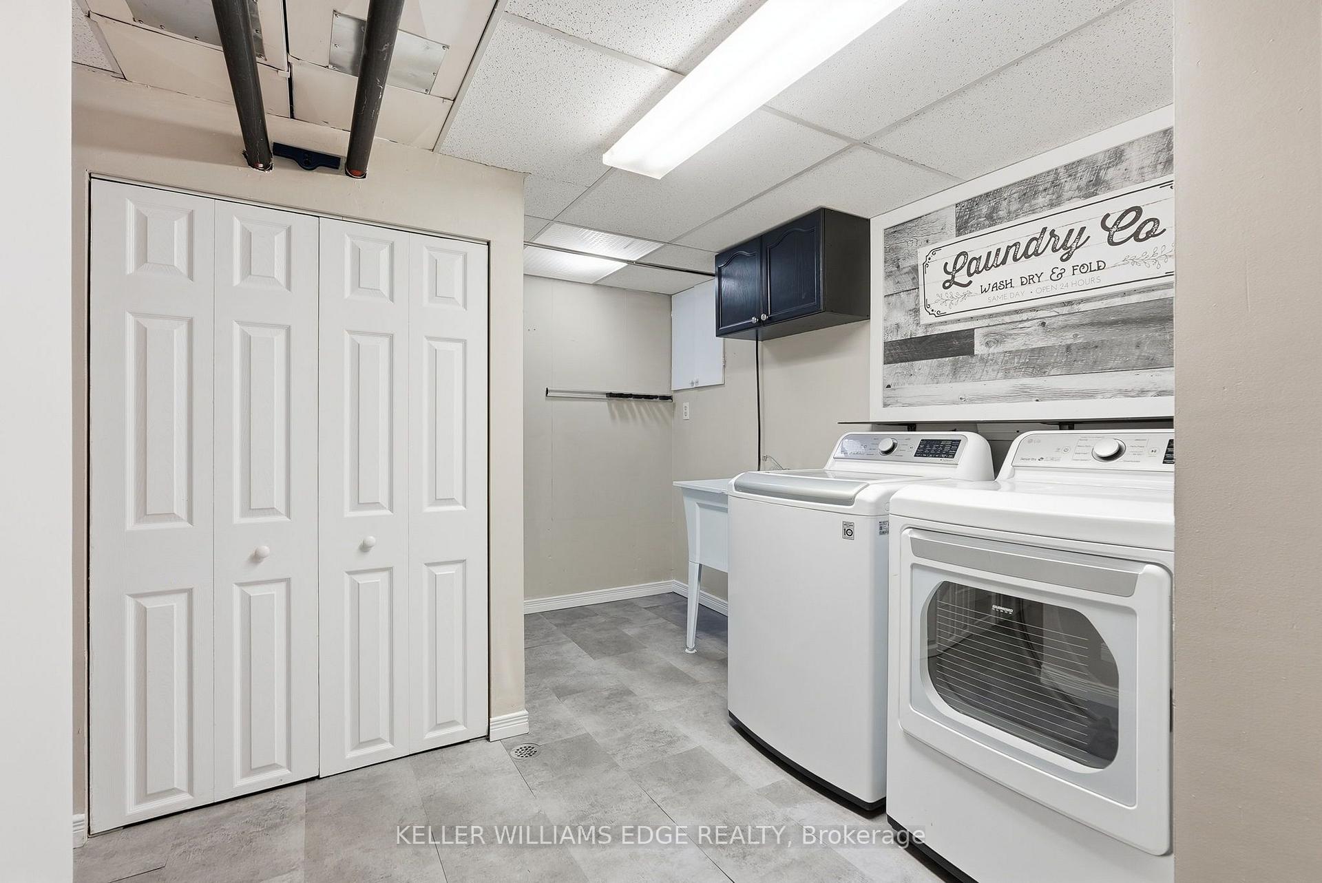 Photo 40 of 1 Fenton Drive, Hamilton, Waterdown — HOMEH