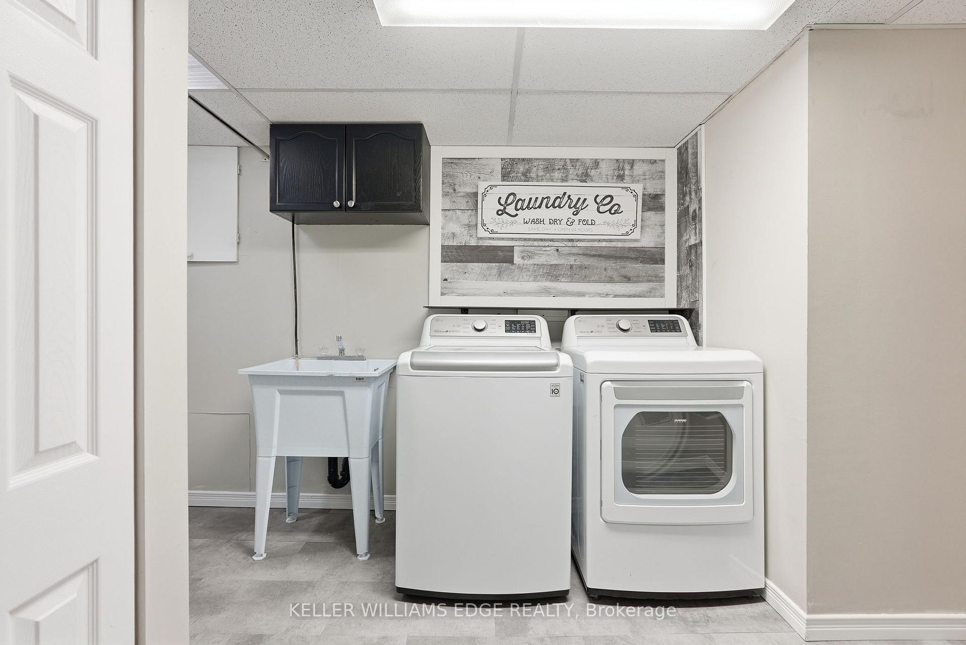 Photo 41 of 1 Fenton Drive, Hamilton, Waterdown — HOMEH