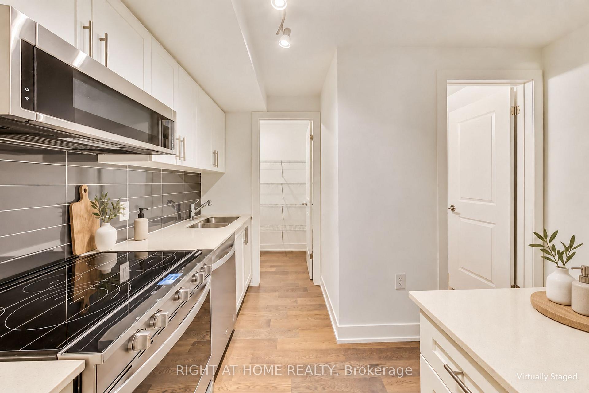Photo 5 of Unit 156, 1095 Douglas Mccurdy Drive, Mississauga, Lakeview — HOMEH