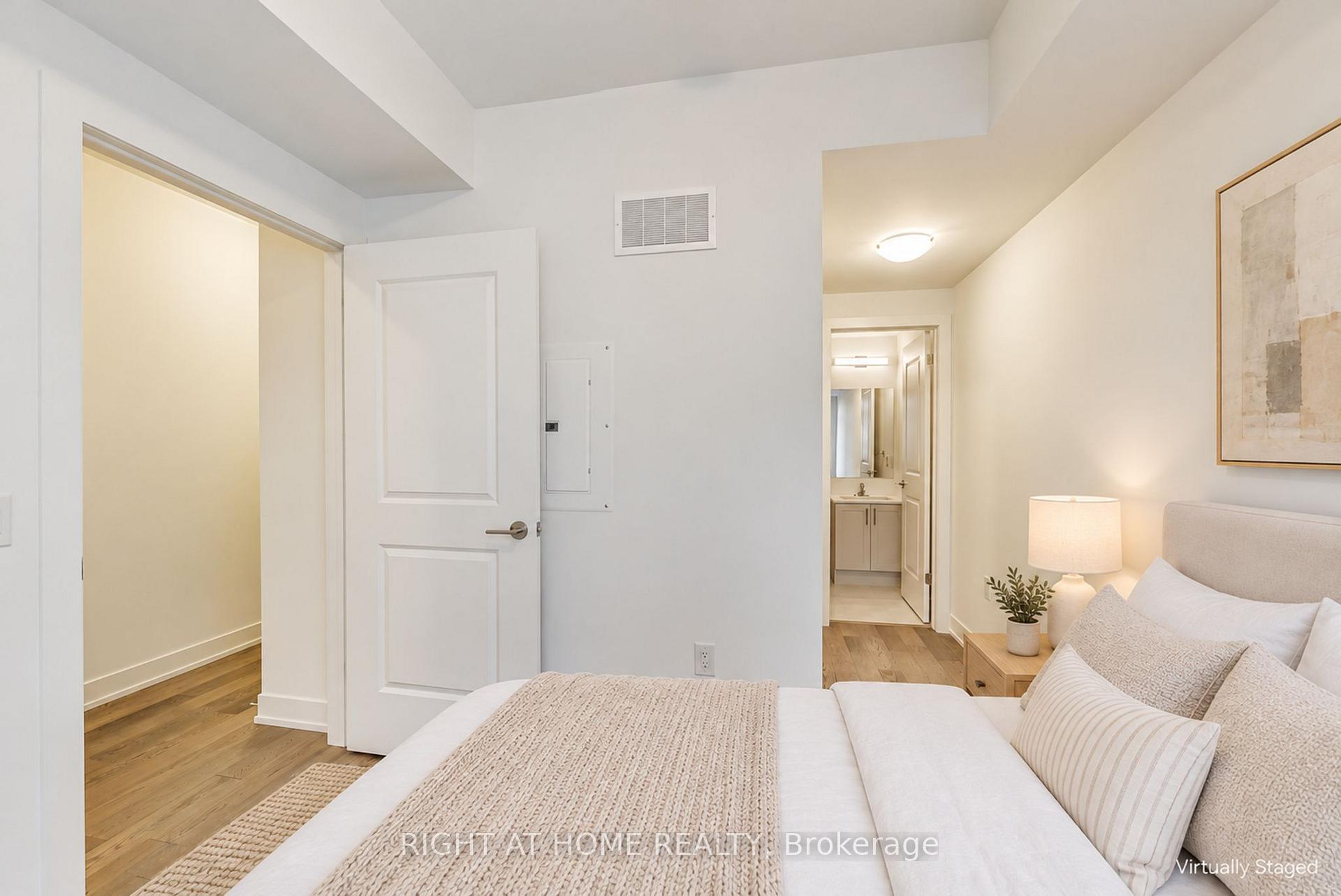 Photo 8 of Unit 156, 1095 Douglas Mccurdy Drive, Mississauga, Lakeview — HOMEH