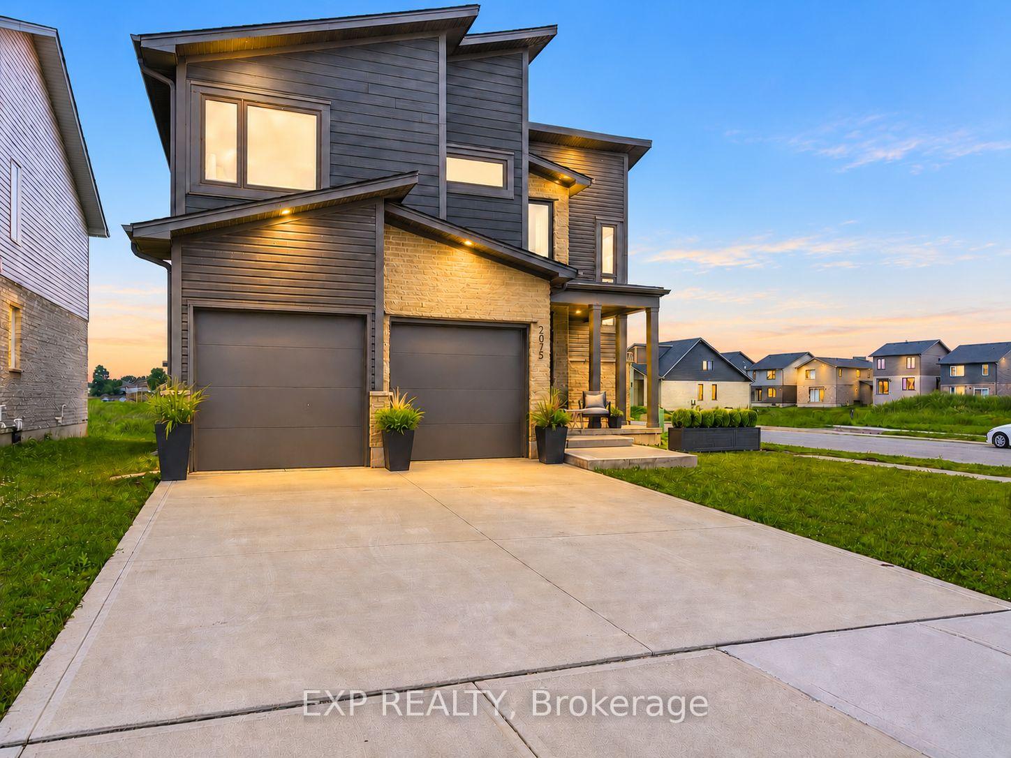 Photo 1 of 2075 Evans Boulevard, London, South U — HOMEH