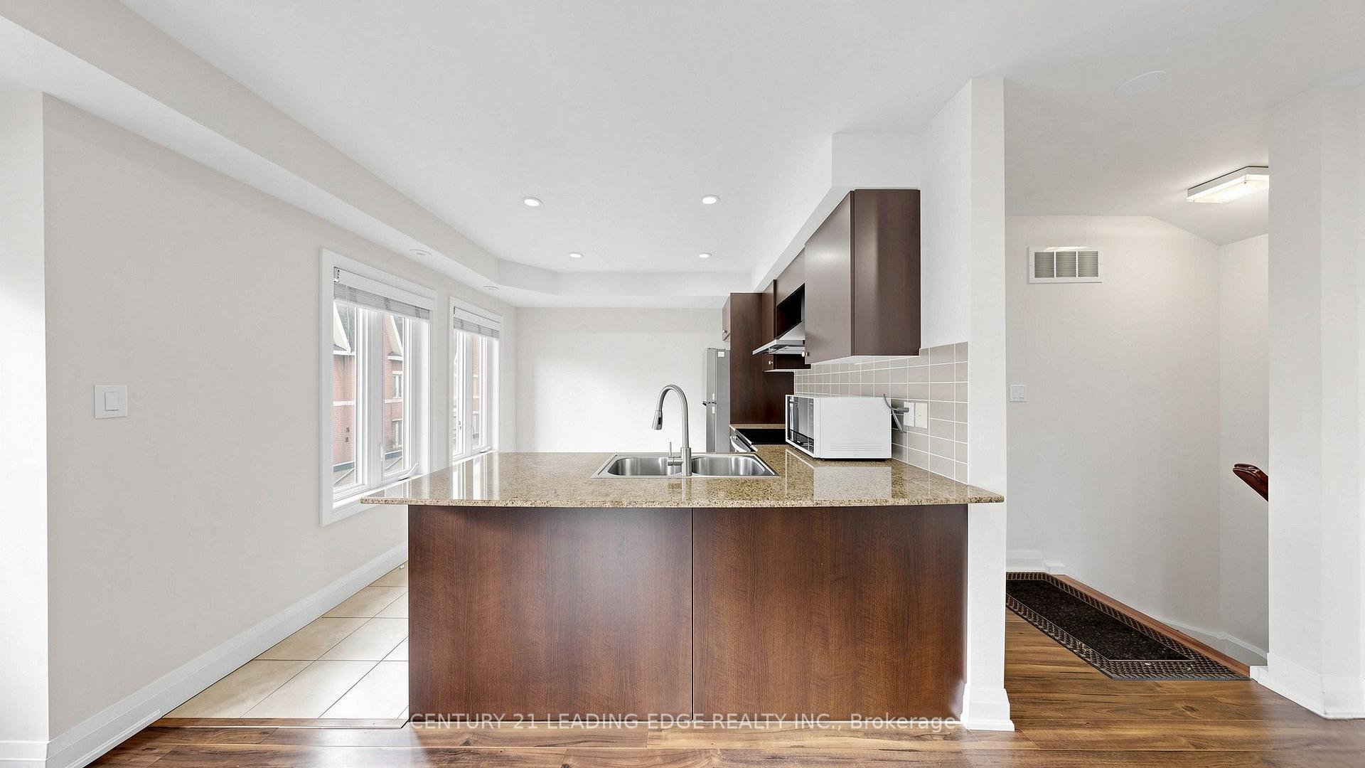 Photo 13 of Unit 202, 320 John Street, Markham, Aileen-Willowbrook — HOMEH