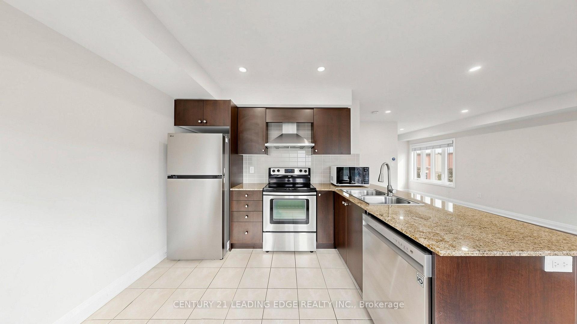 Photo 15 of Unit 202, 320 John Street, Markham, Aileen-Willowbrook — HOMEH