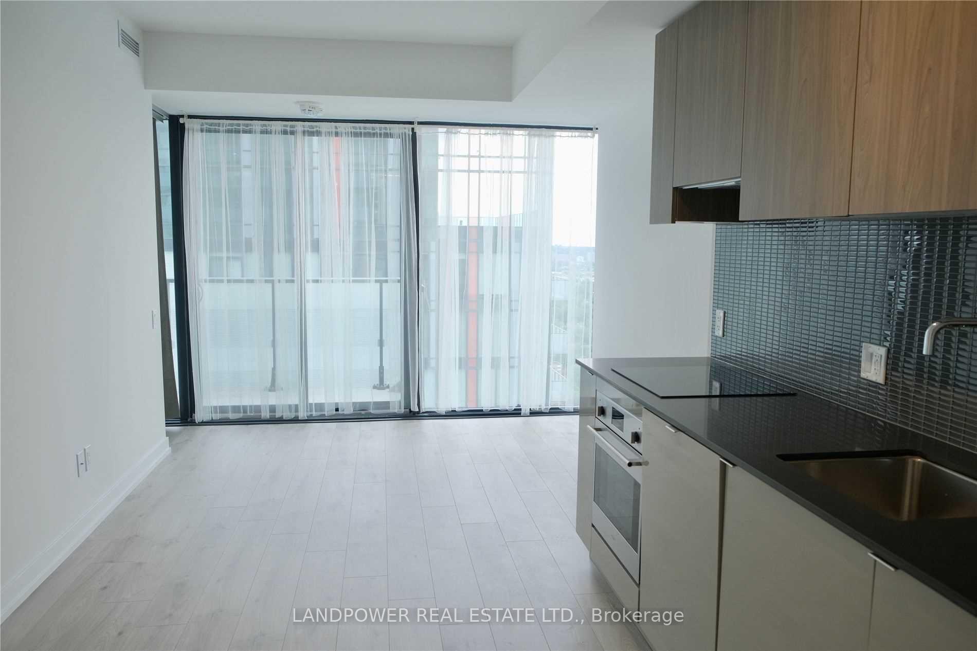 Photo 4 of Unit 4007, 161 Roehampton Avenue, Toronto, Mount Pleasant West — HOMEH