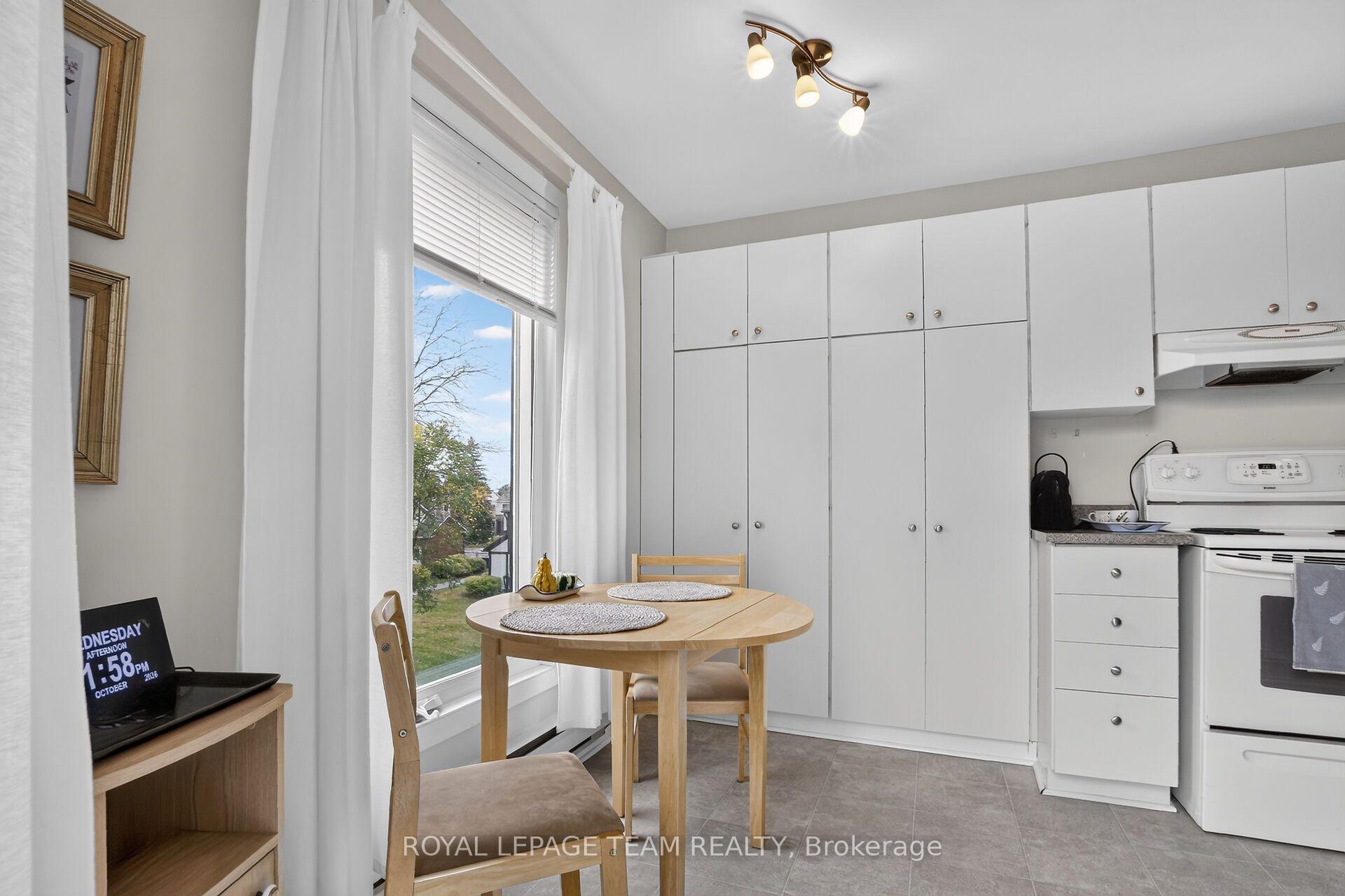 Photo 10 of Unit 15, 37C Stonehaven Drive, Ottawa, Kanata - Bridlewood — HOMEH