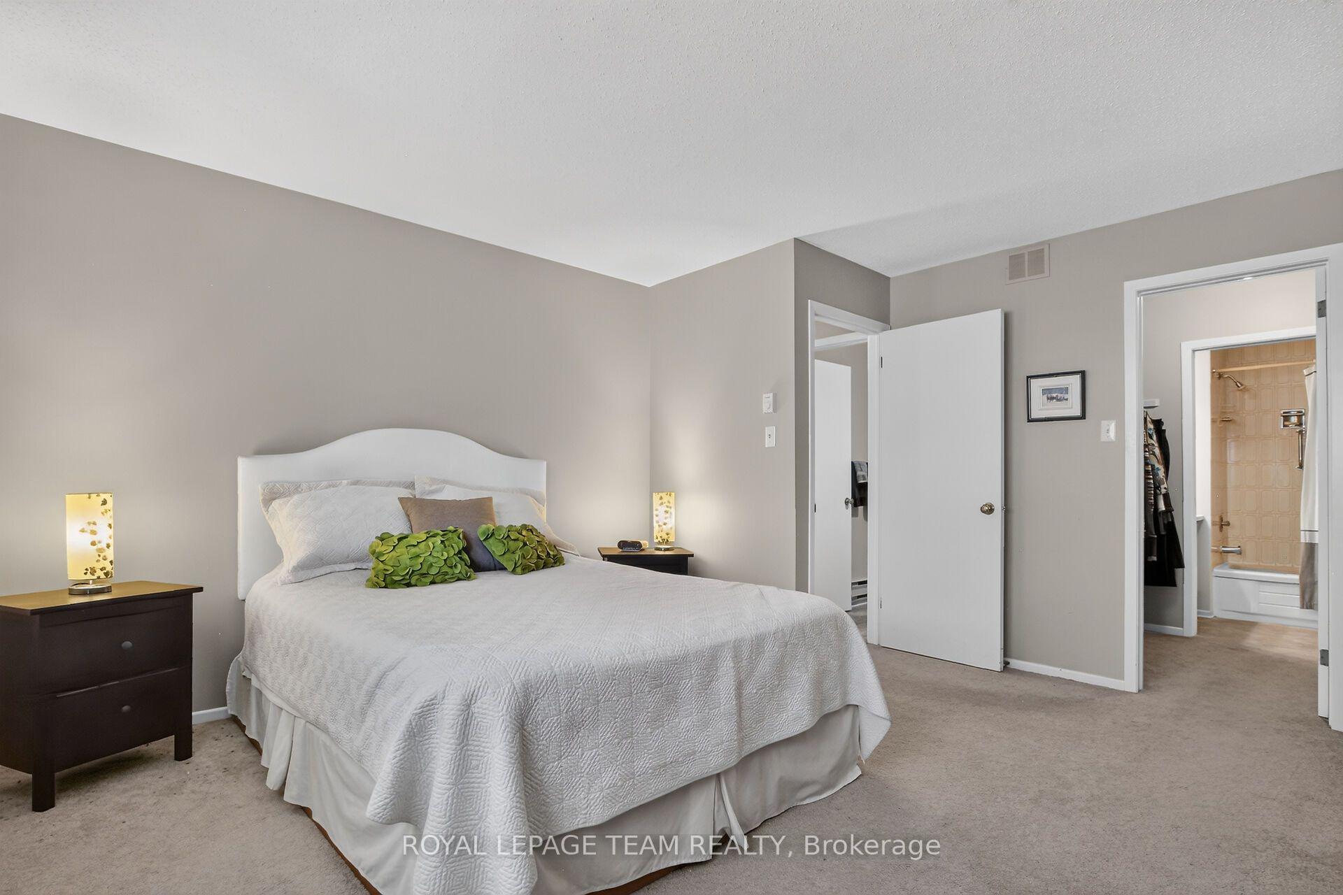 Photo 21 of Unit 15, 37C Stonehaven Drive, Ottawa, Kanata - Bridlewood — HOMEH