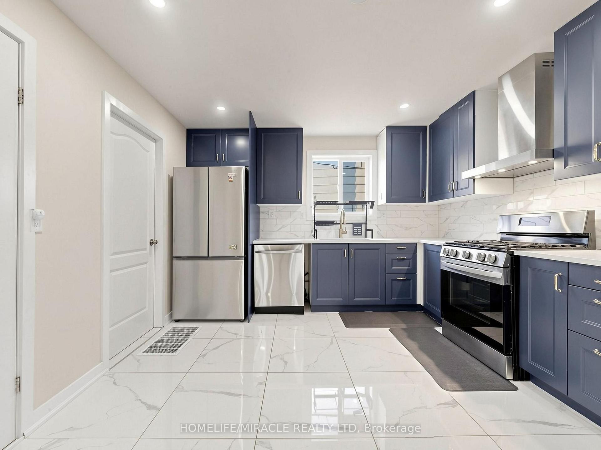 Photo 14 of 3694 Brandon Gate Drive, Mississauga, Malton — HOMEH
